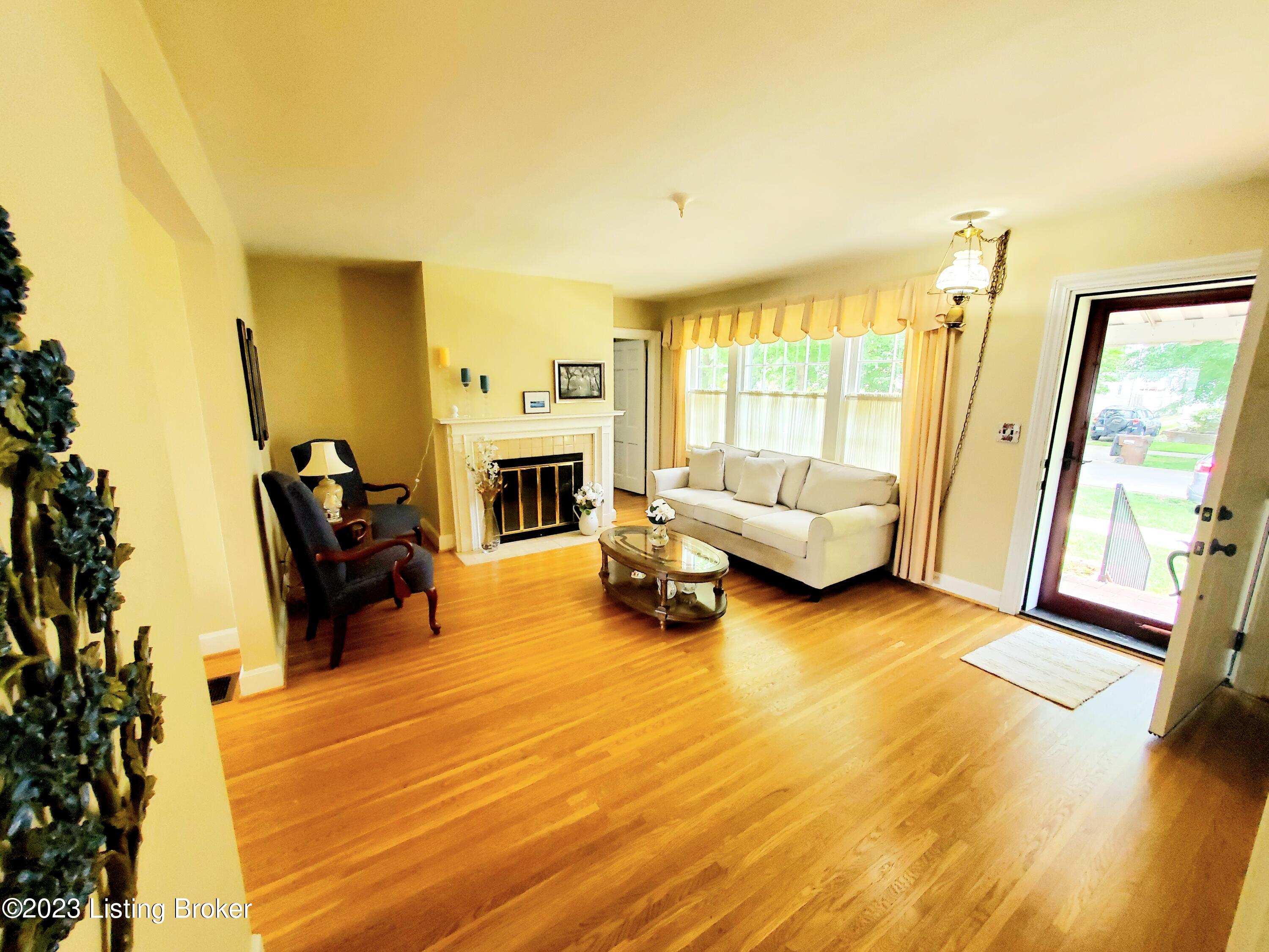 4222 Briarwood Rd