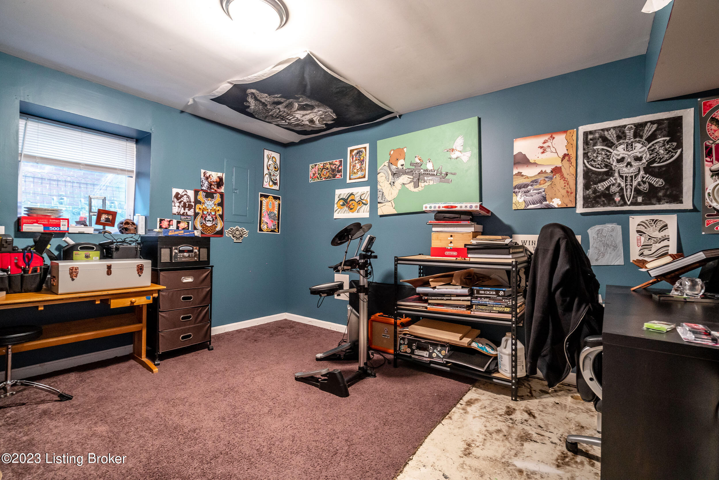 708 W Woodlawn Ave