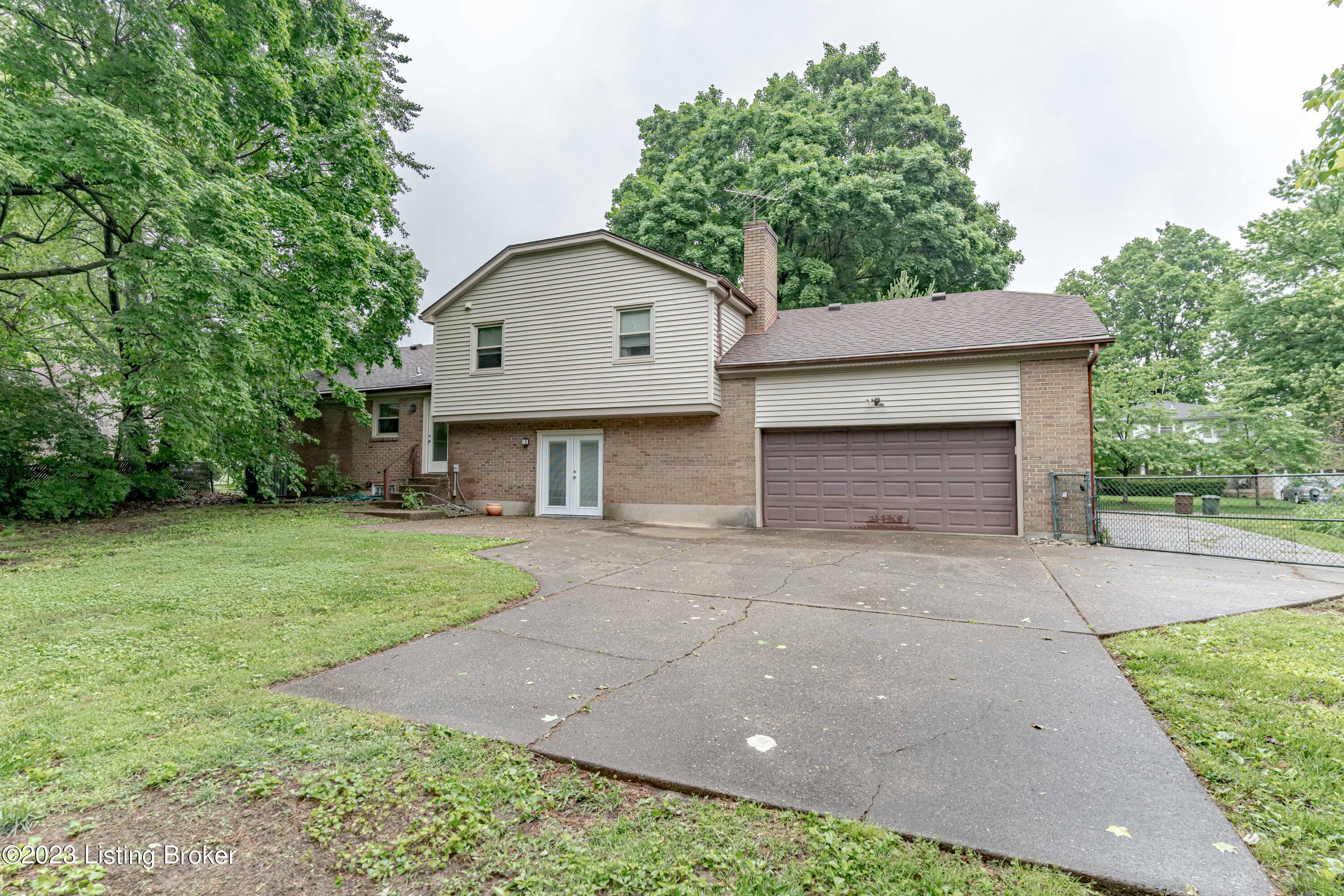 1228 Holsworth Ln