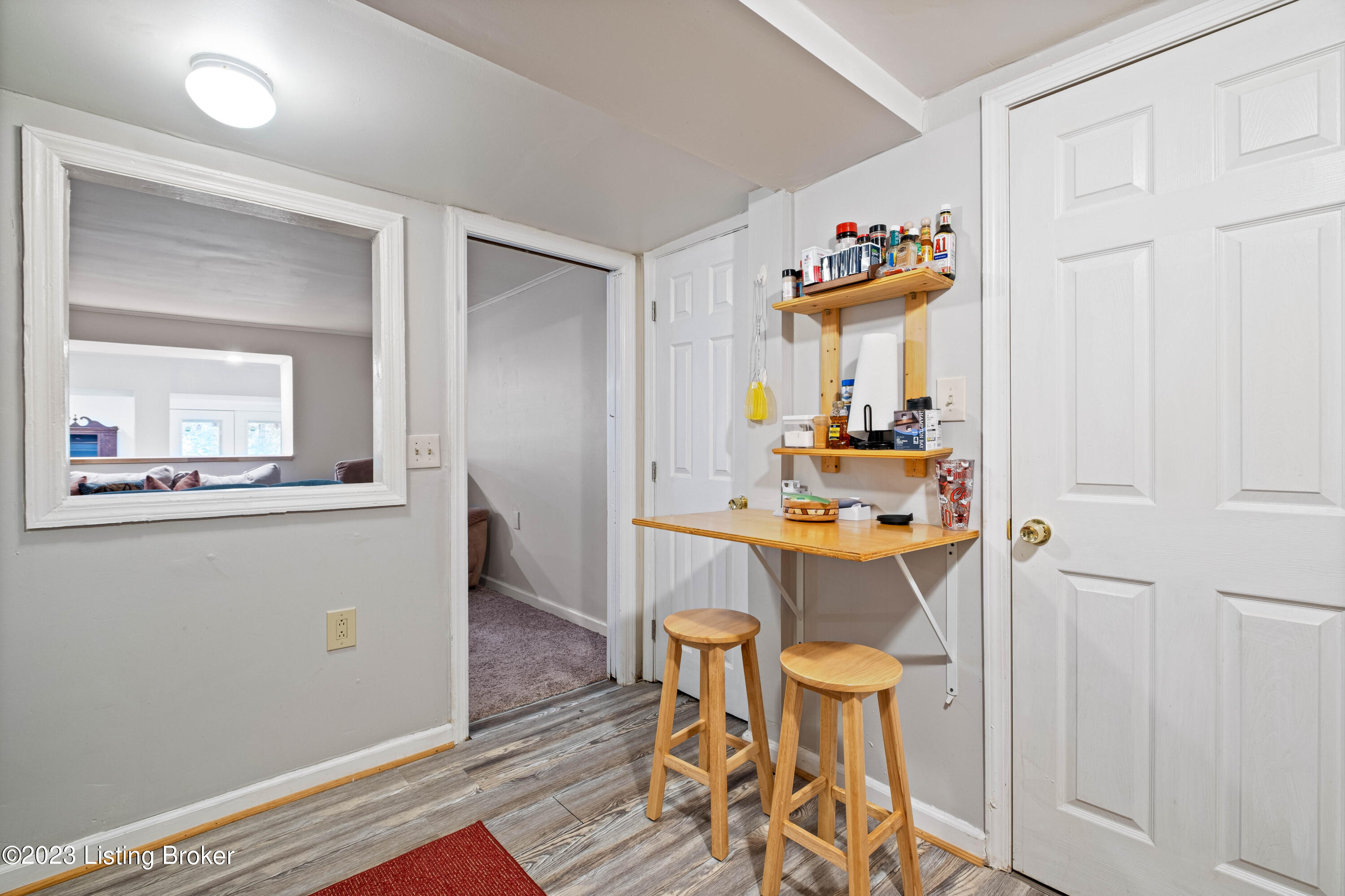 1123 Ridge Line Dr