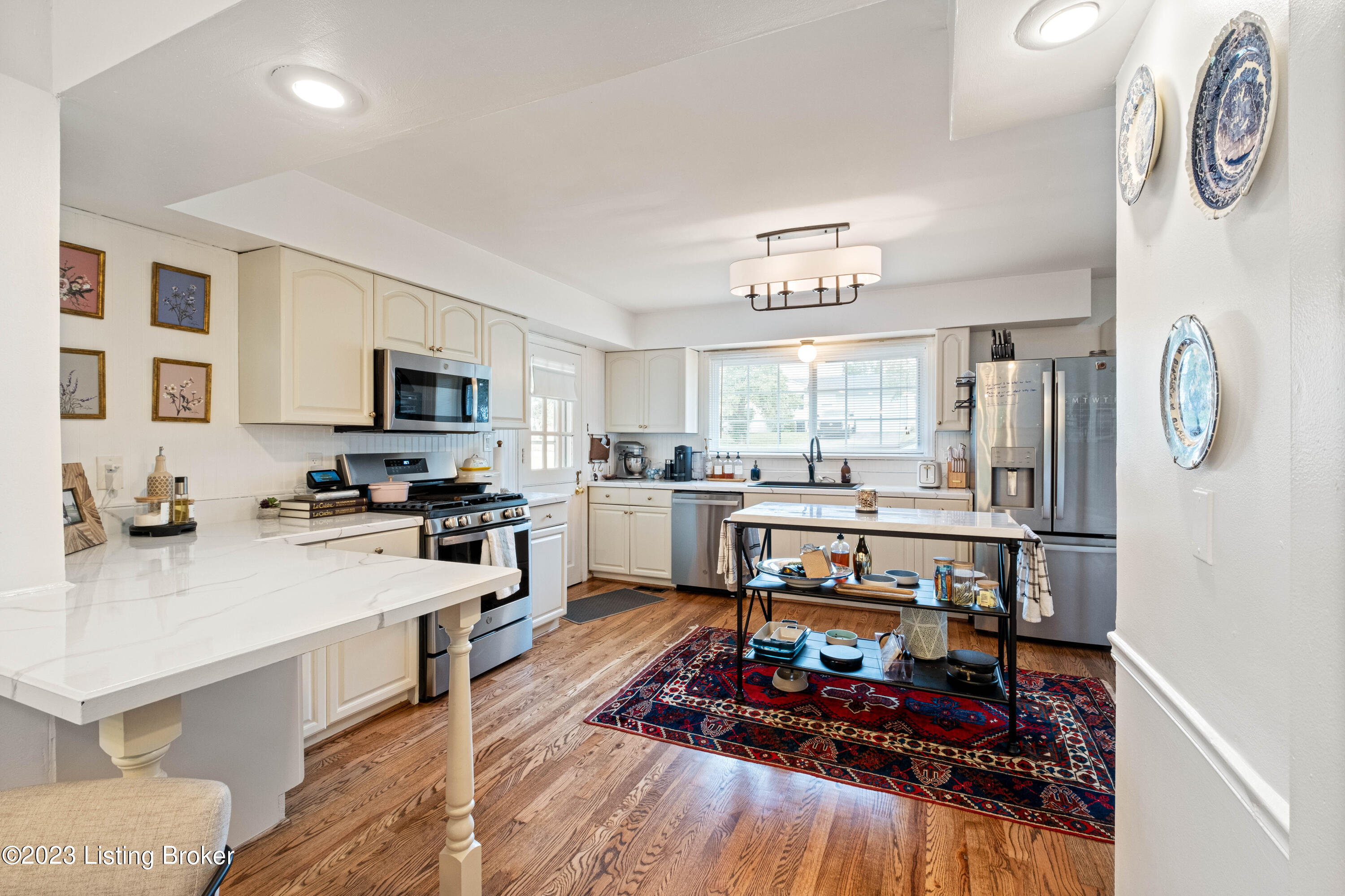 1123 Ridge Line Dr