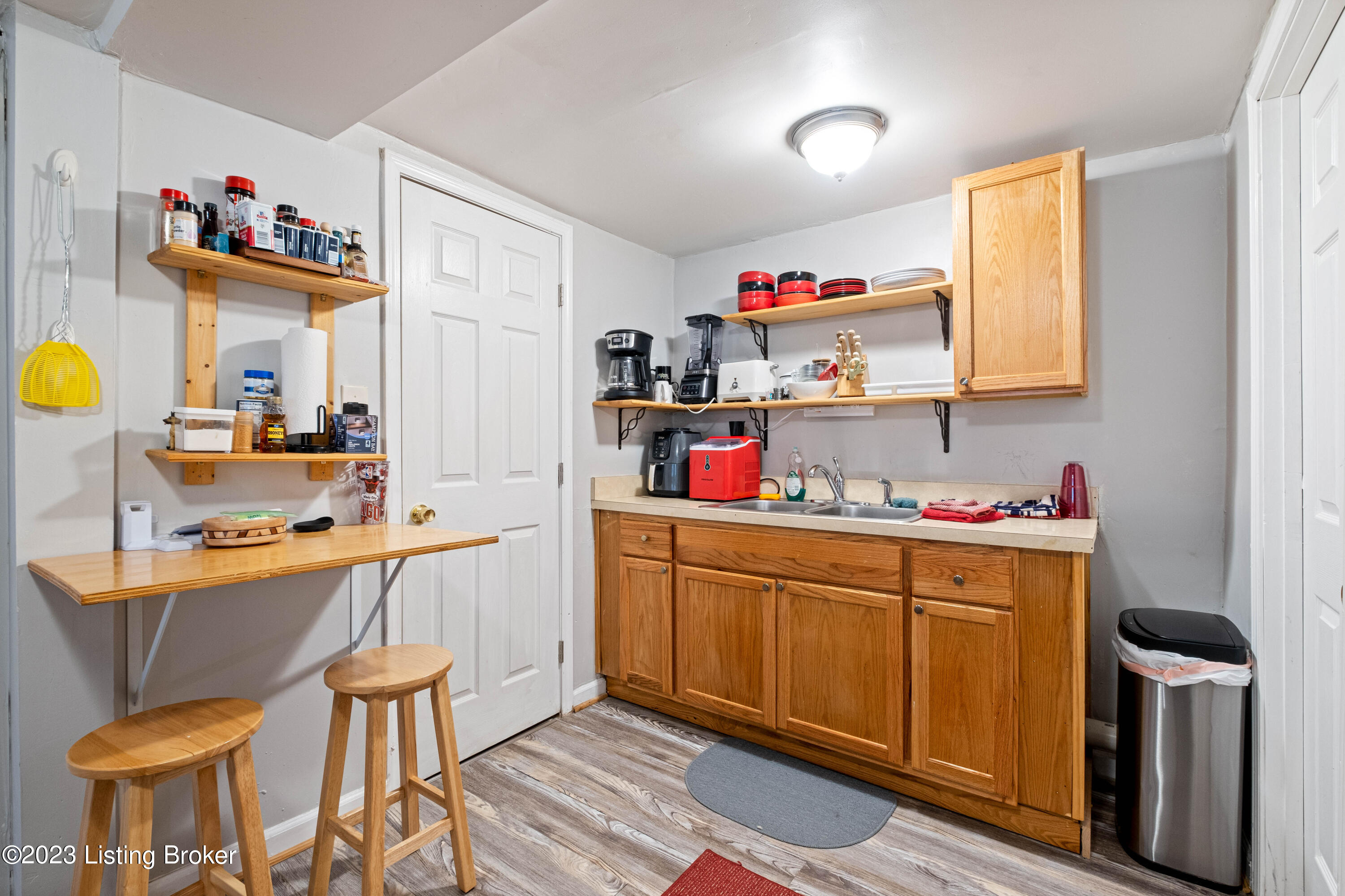 1123 Ridge Line Dr