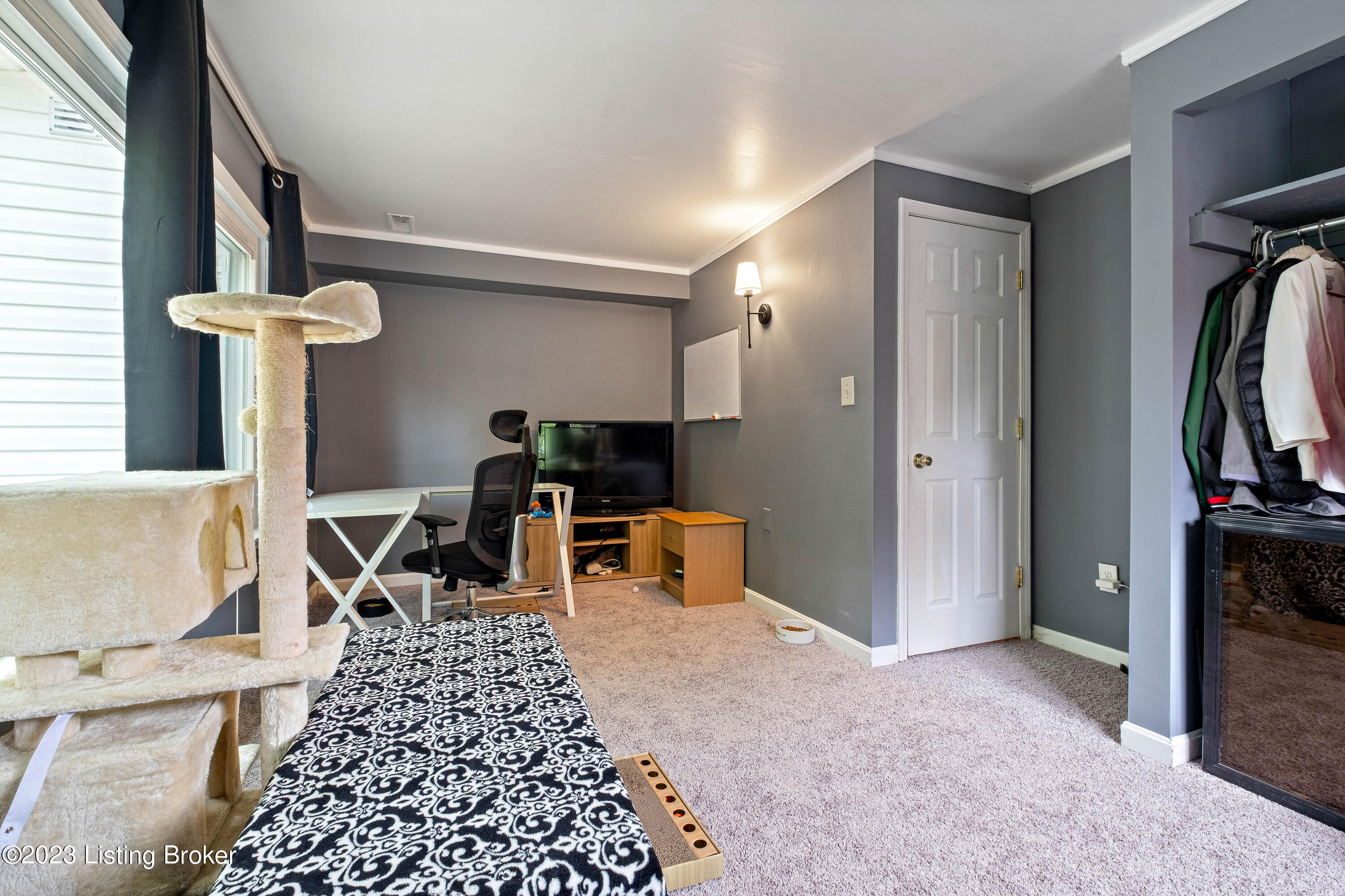1123 Ridge Line Dr