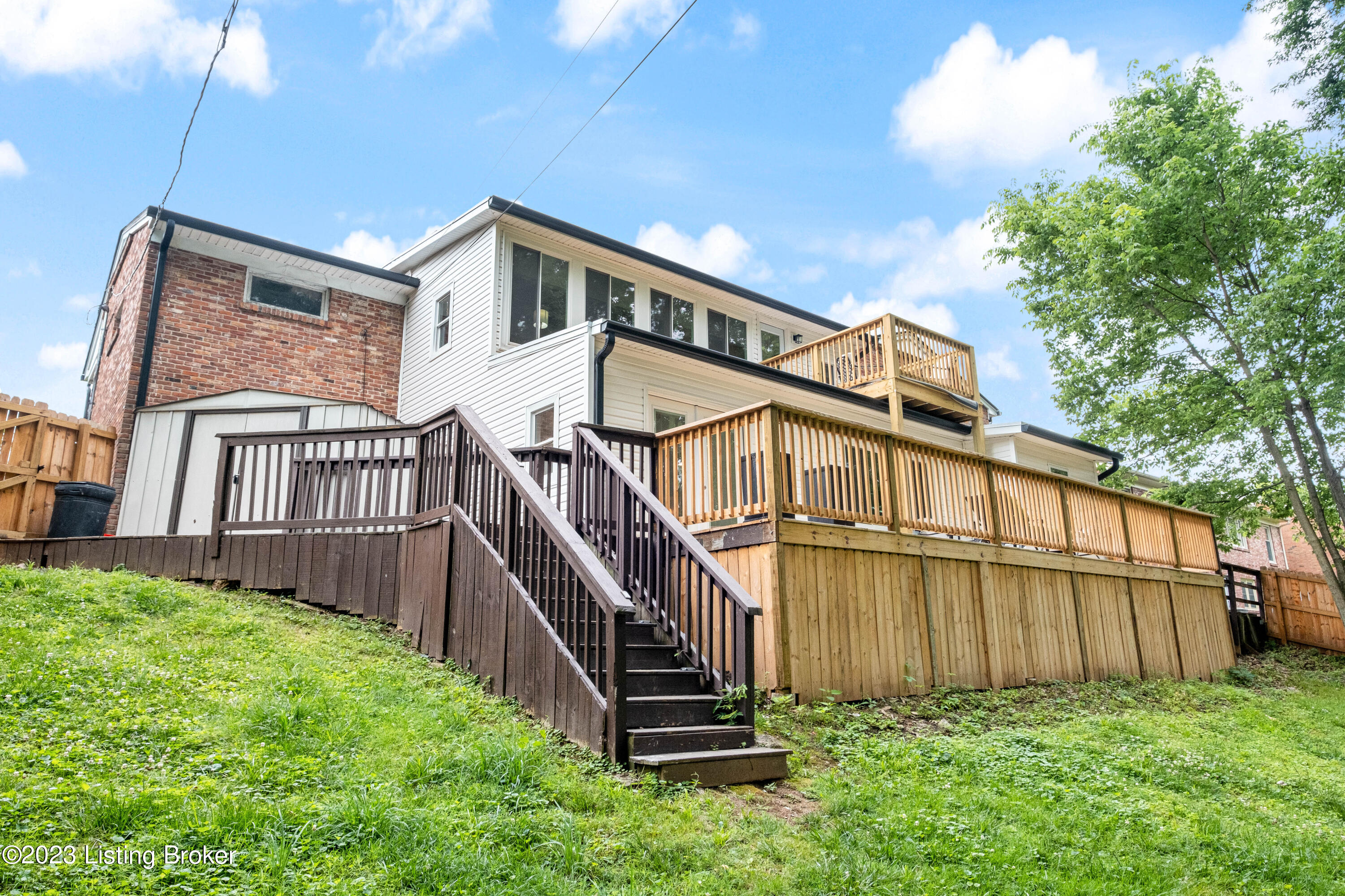 1123 Ridge Line Dr