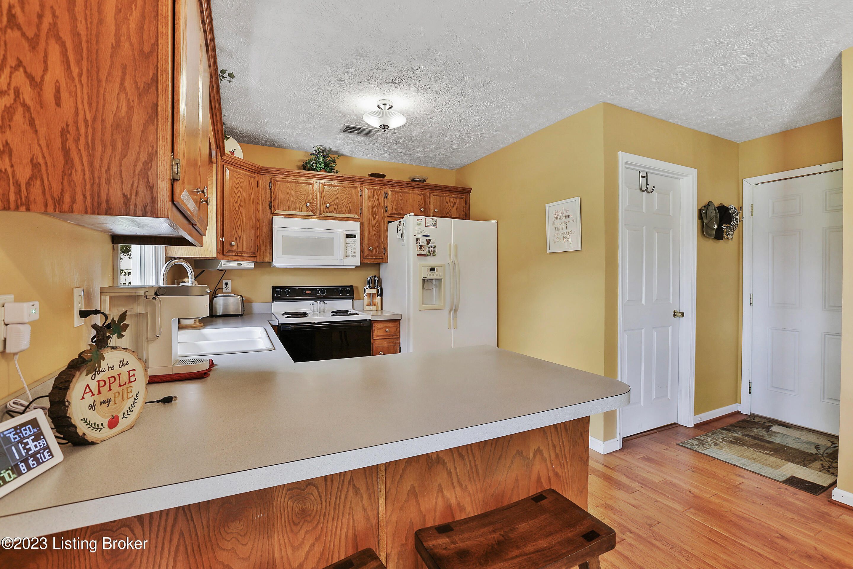 2327 Eagle Pass