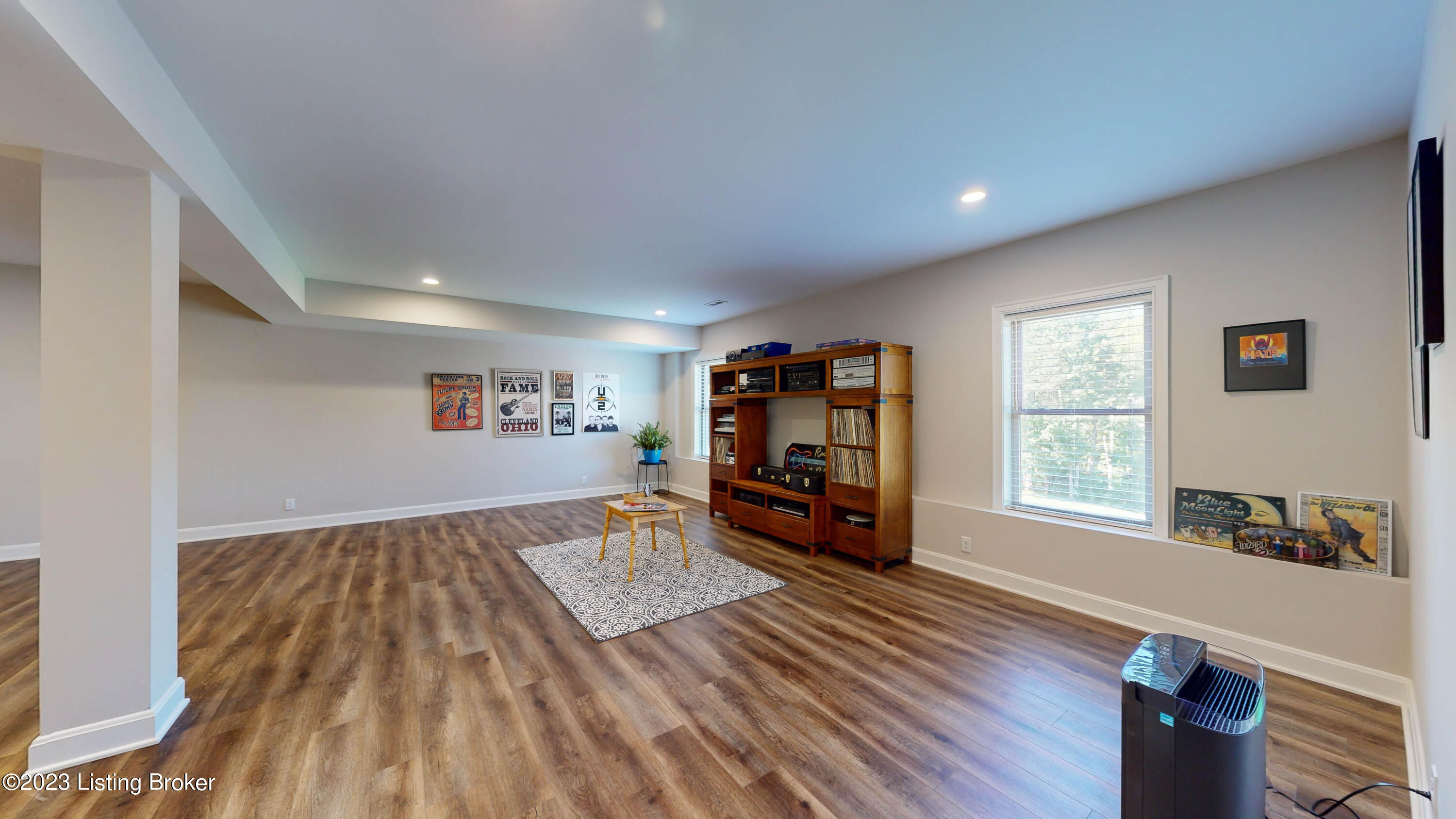 5621 Morningside Dr