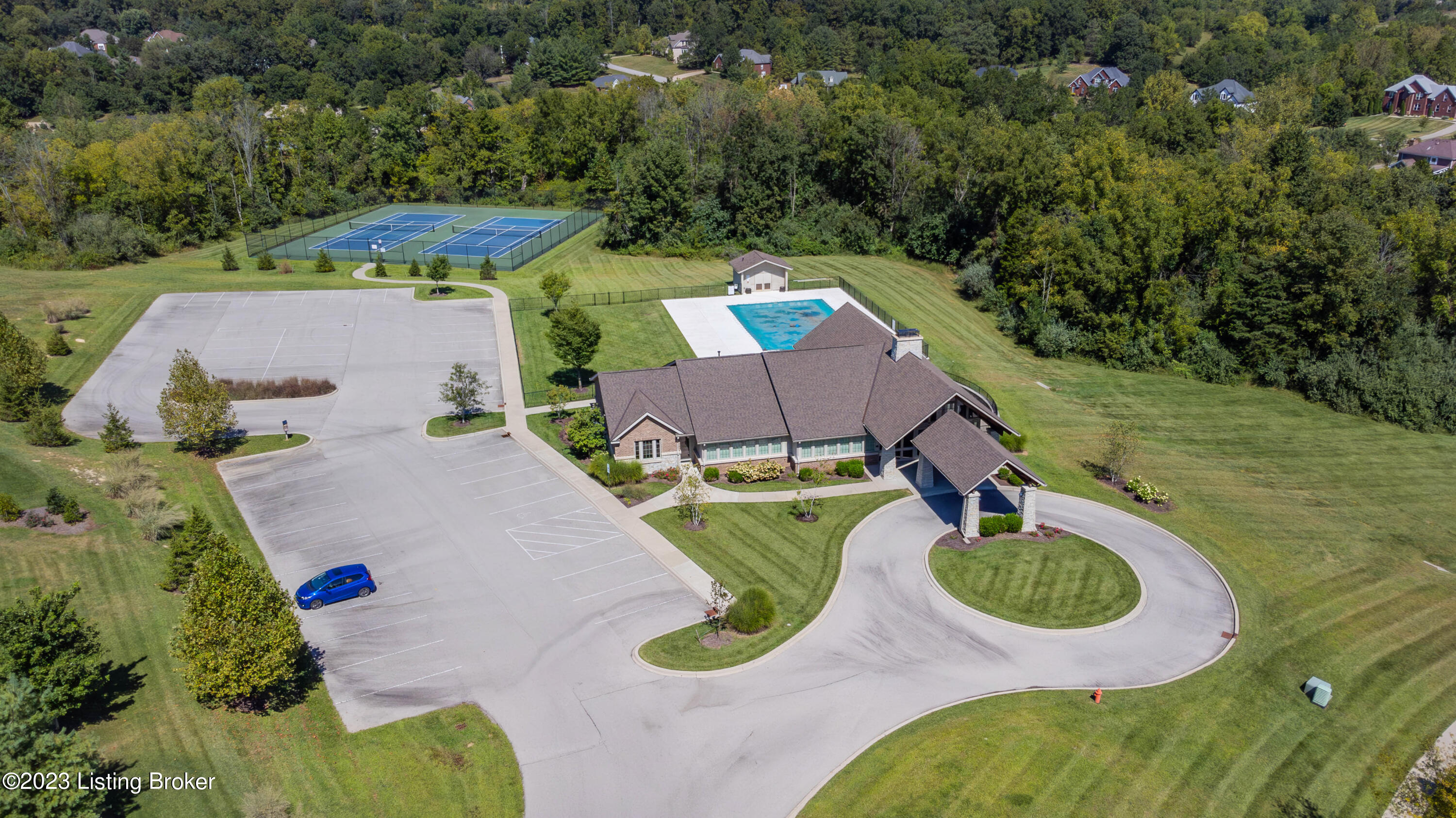 5621 Morningside Dr