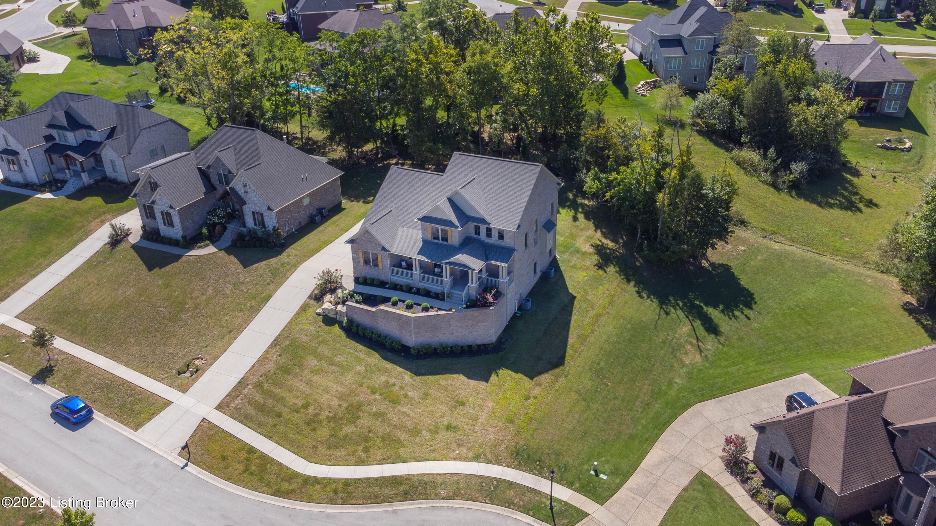 5621 Morningside Dr