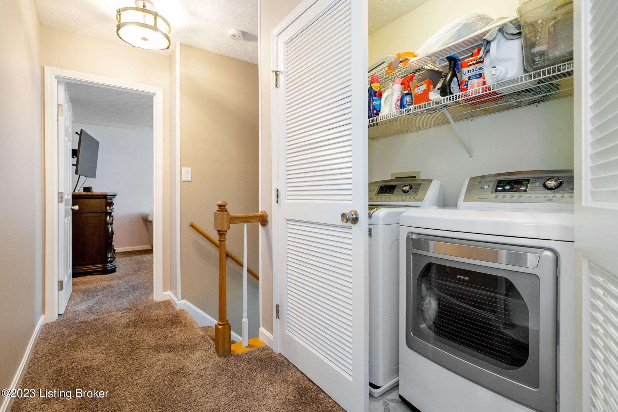 4900 Centerfield Ct