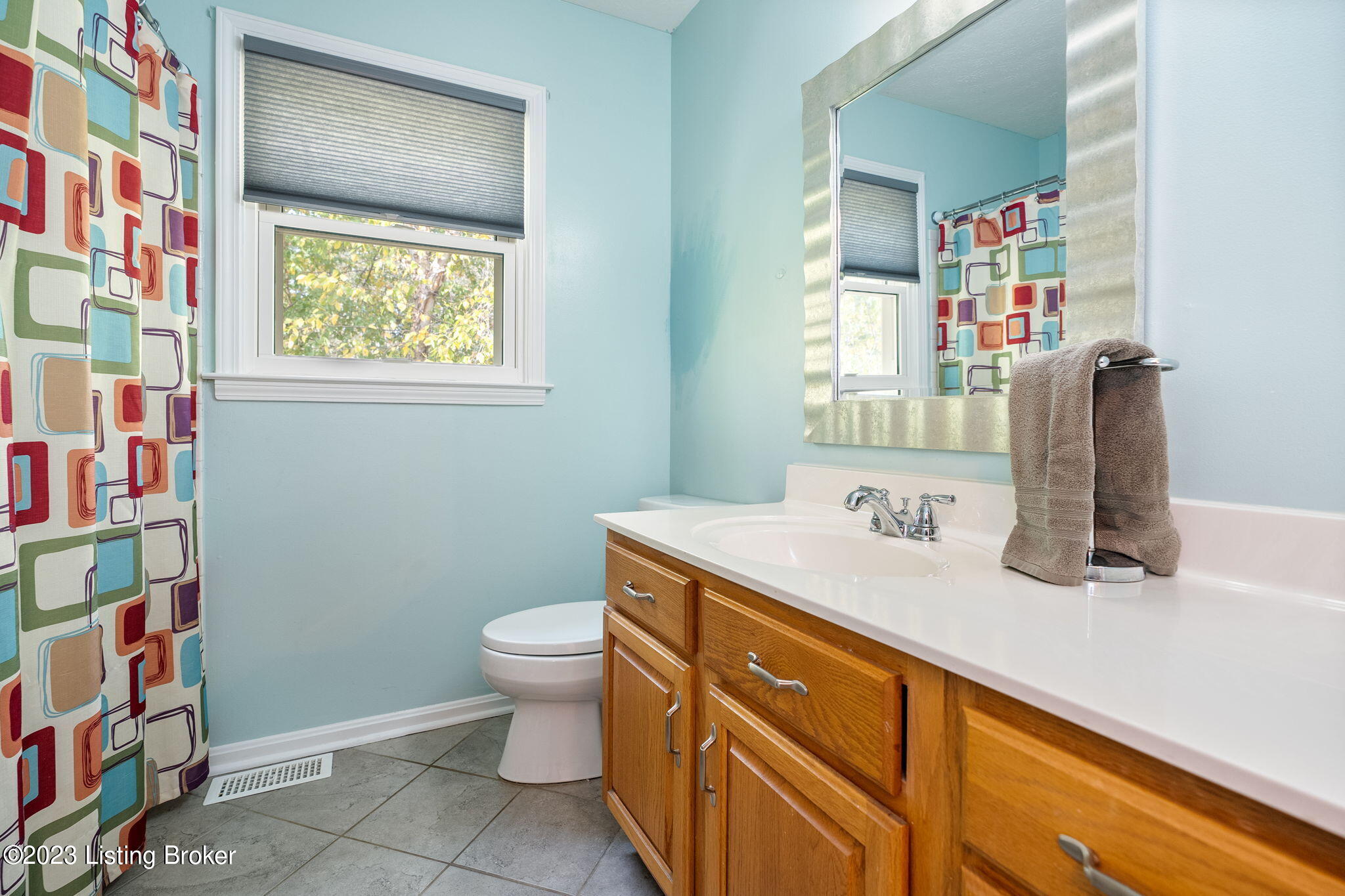 4900 Centerfield Ct