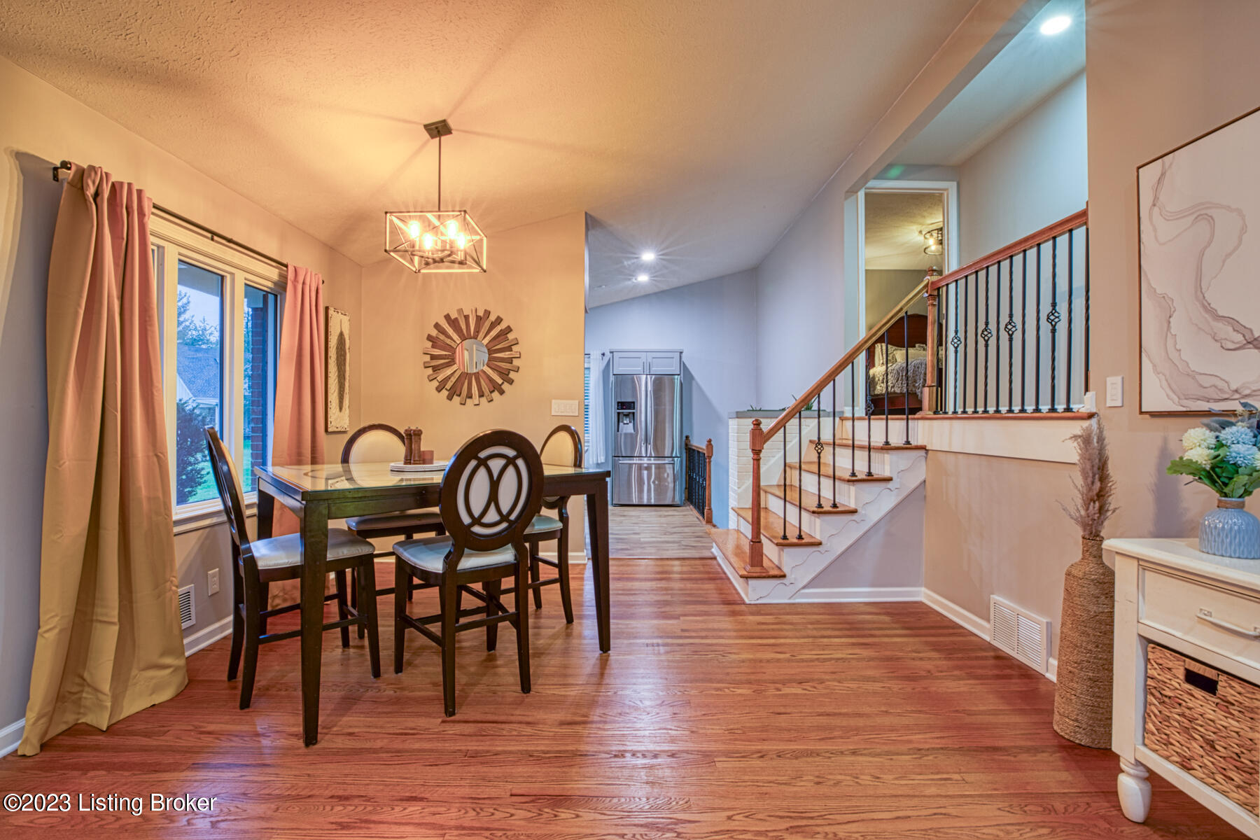 606 Willowbrook Rd