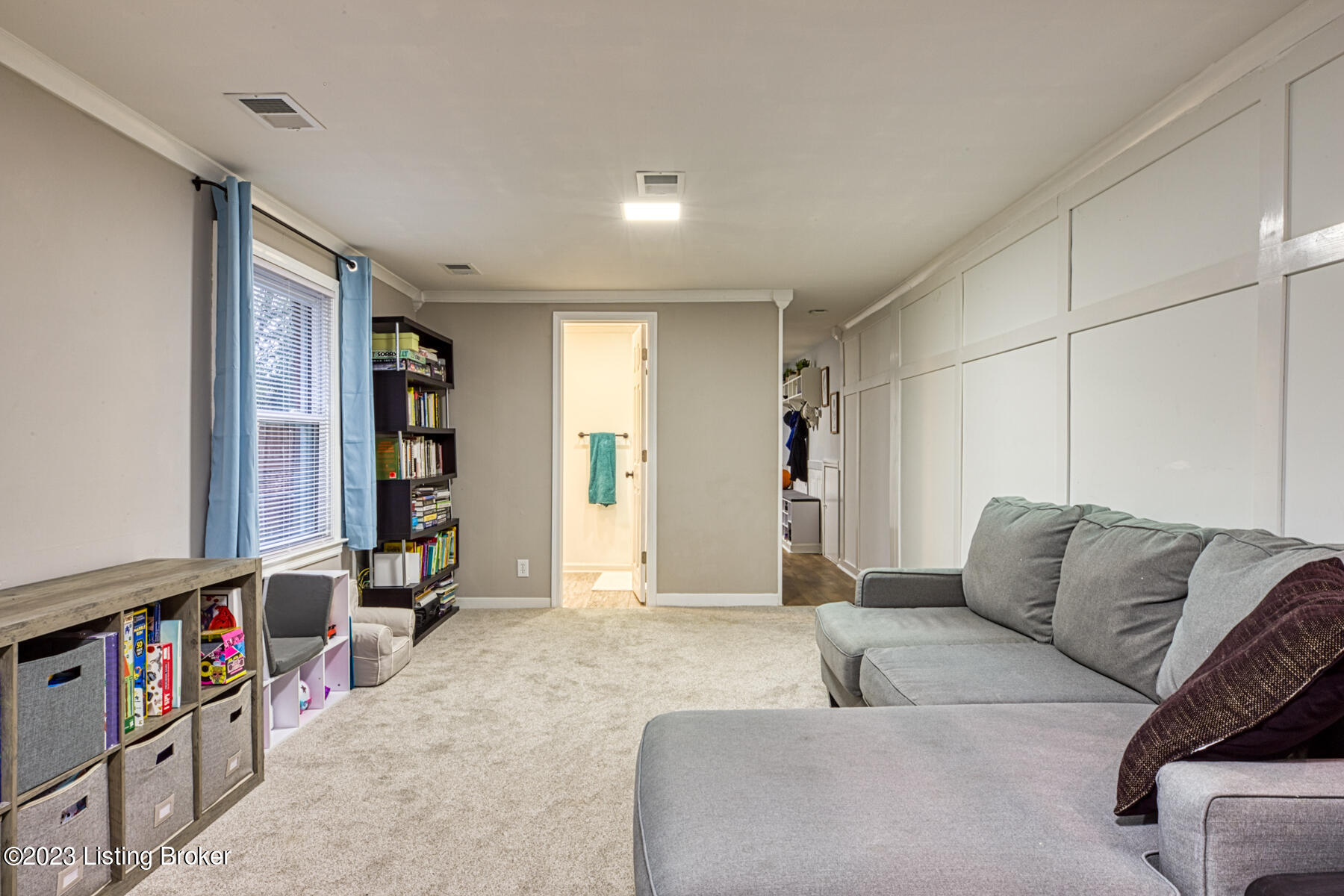 606 Willowbrook Rd