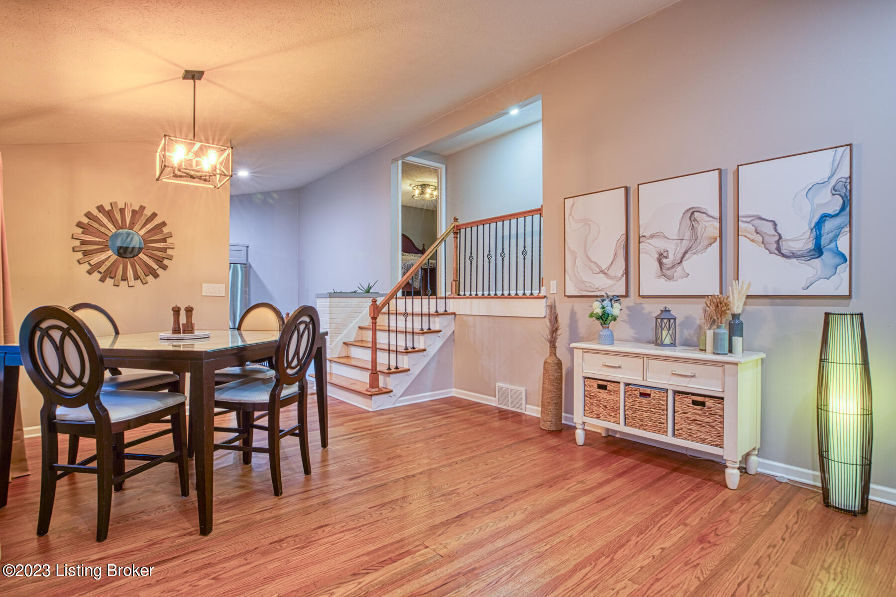 606 Willowbrook Rd