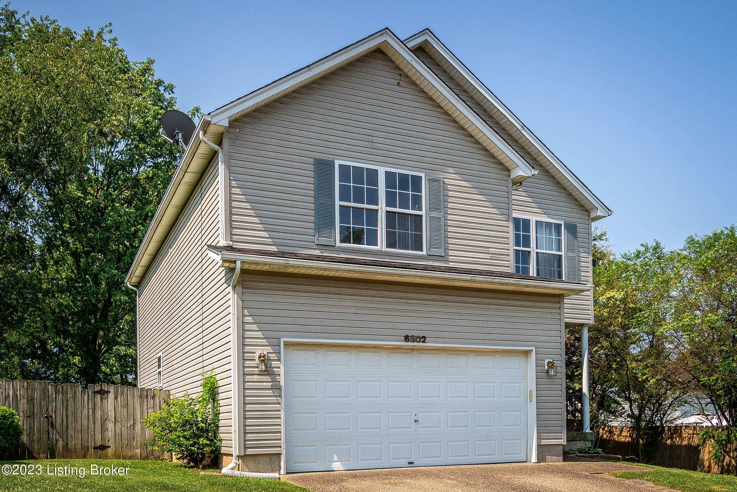 6502 Bridleview Cir