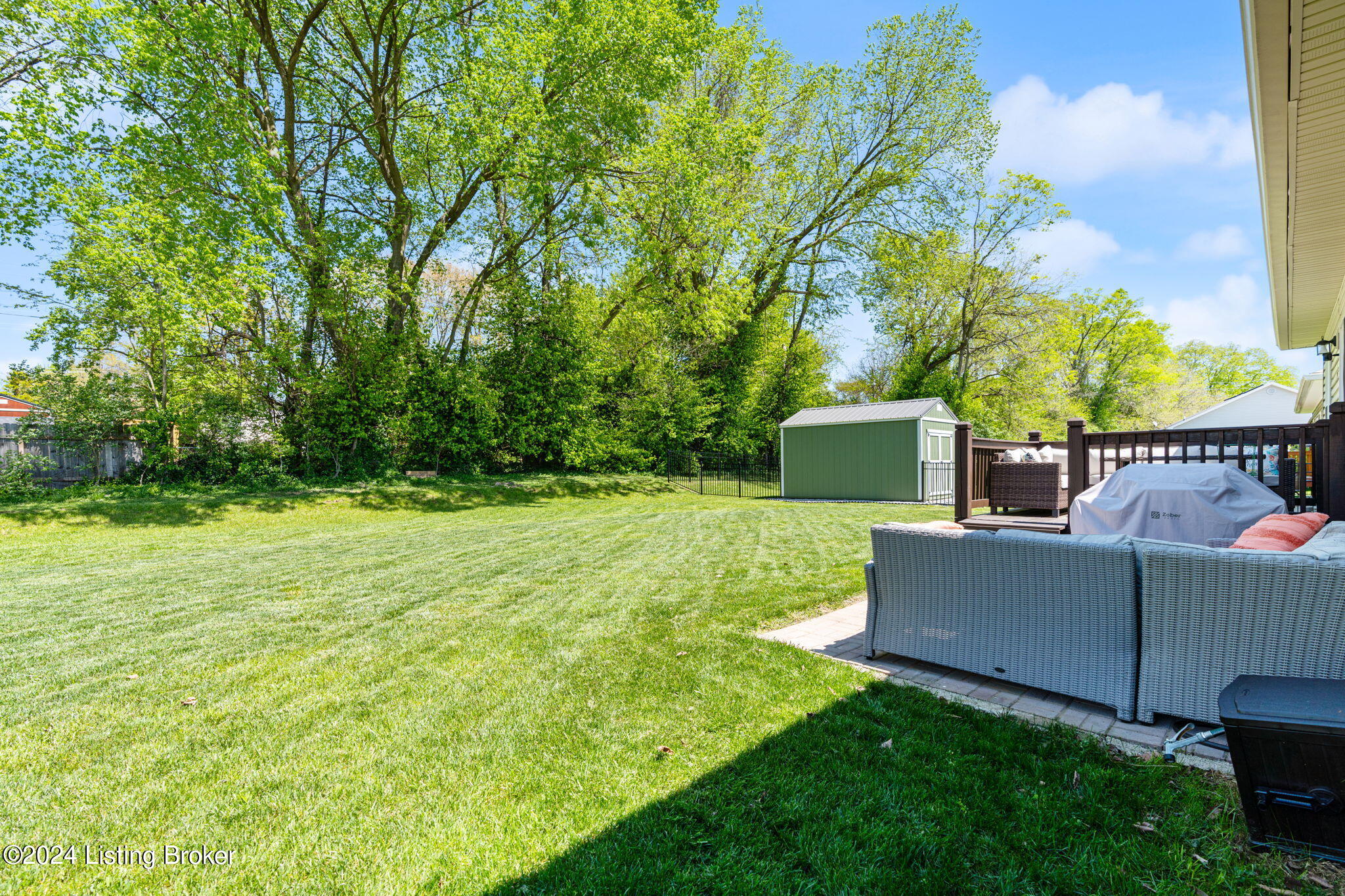 122 Appletree Way