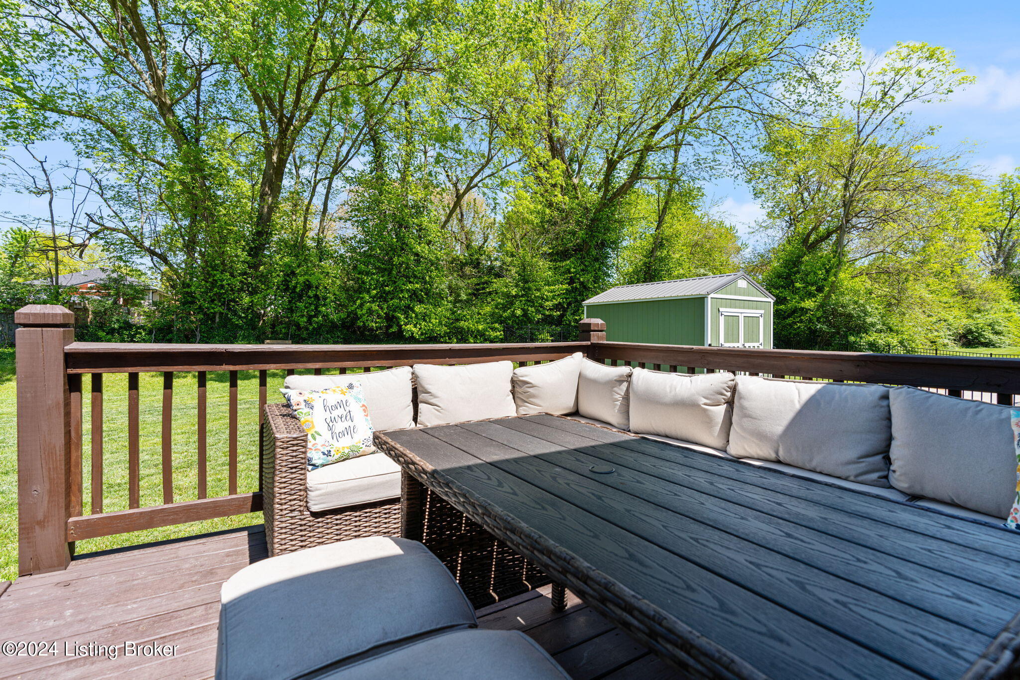 122 Appletree Way