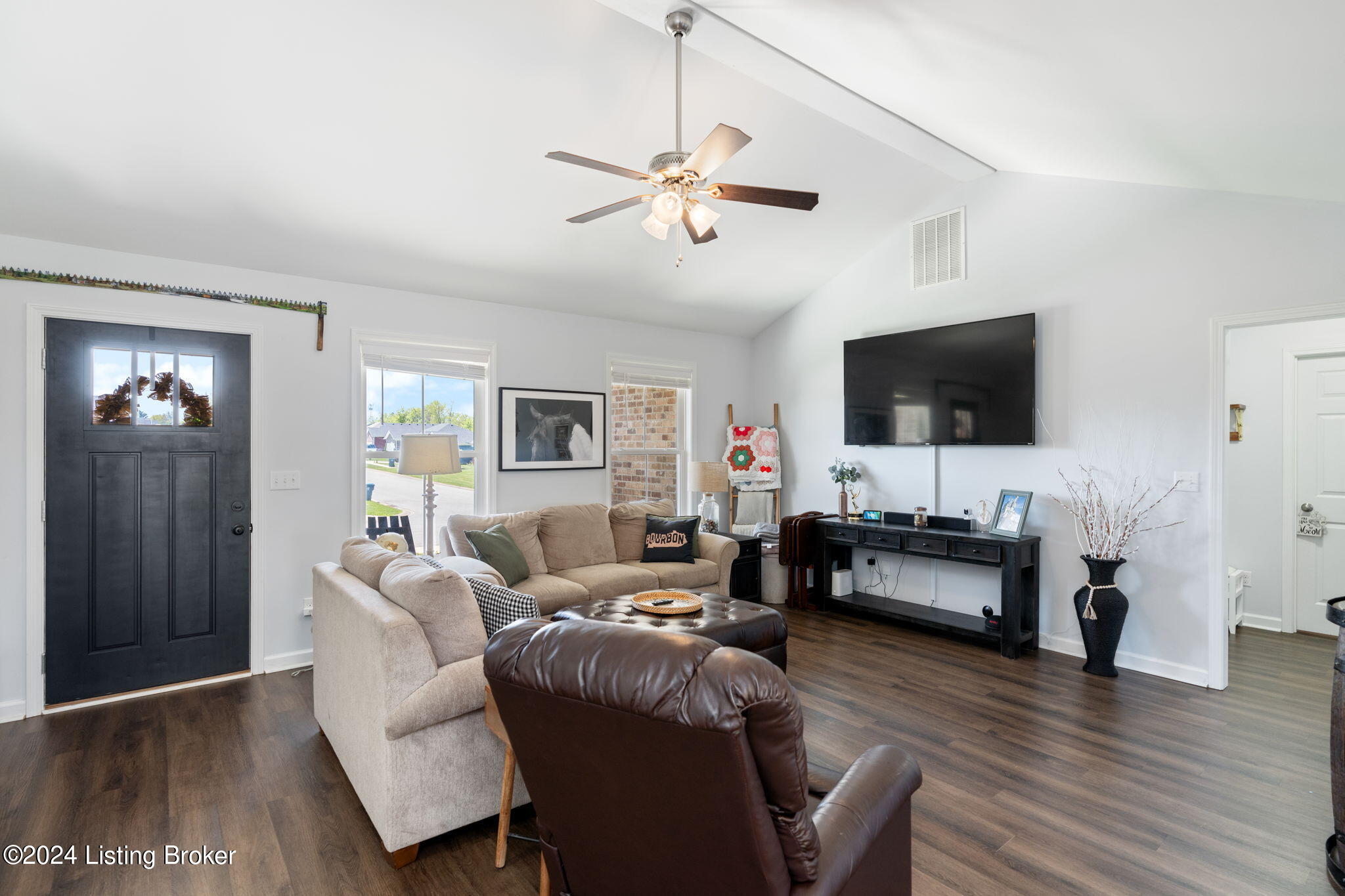 122 Appletree Way