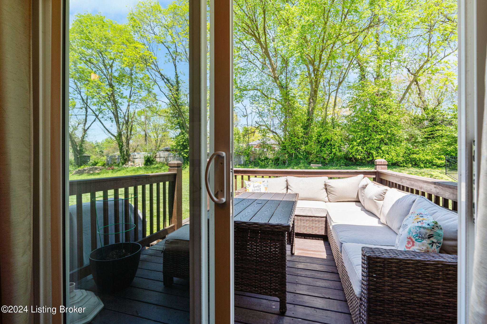 122 Appletree Way