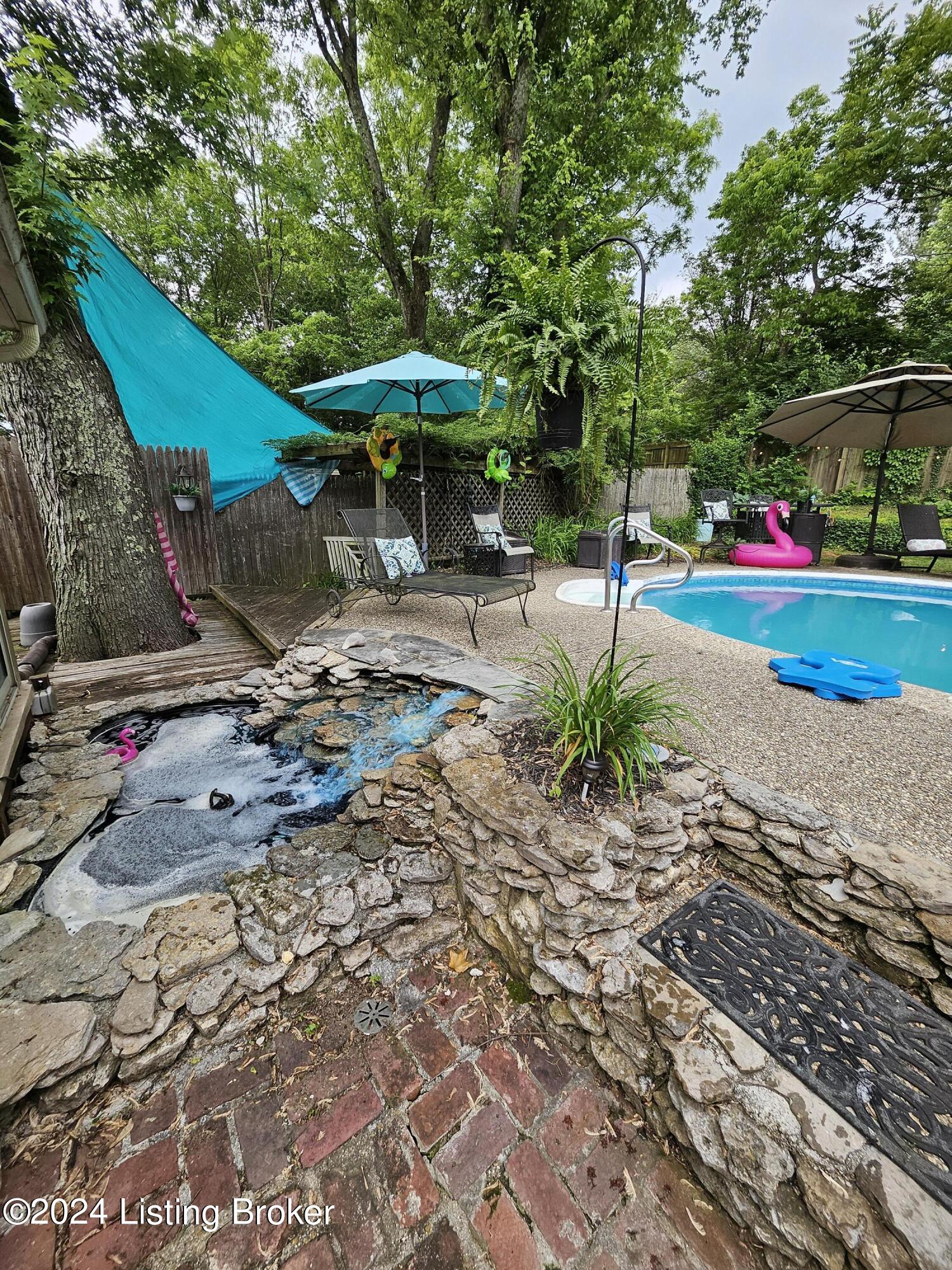 6202 Park Rd
