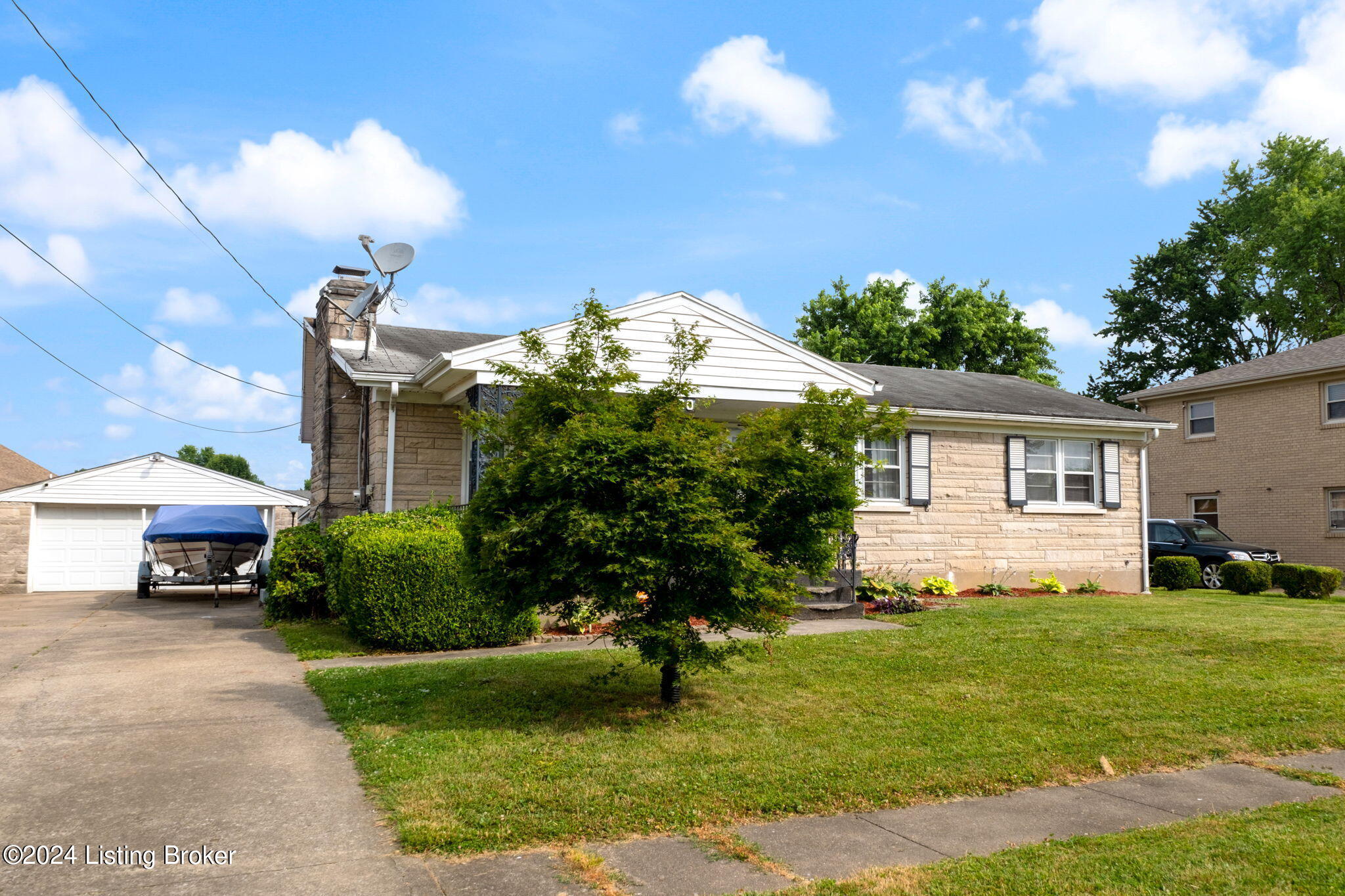 11100 Oliverda Dr