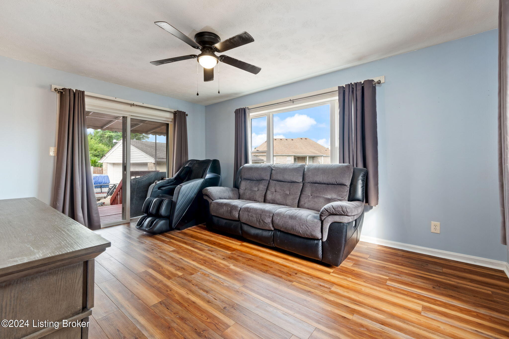 11100 Oliverda Dr