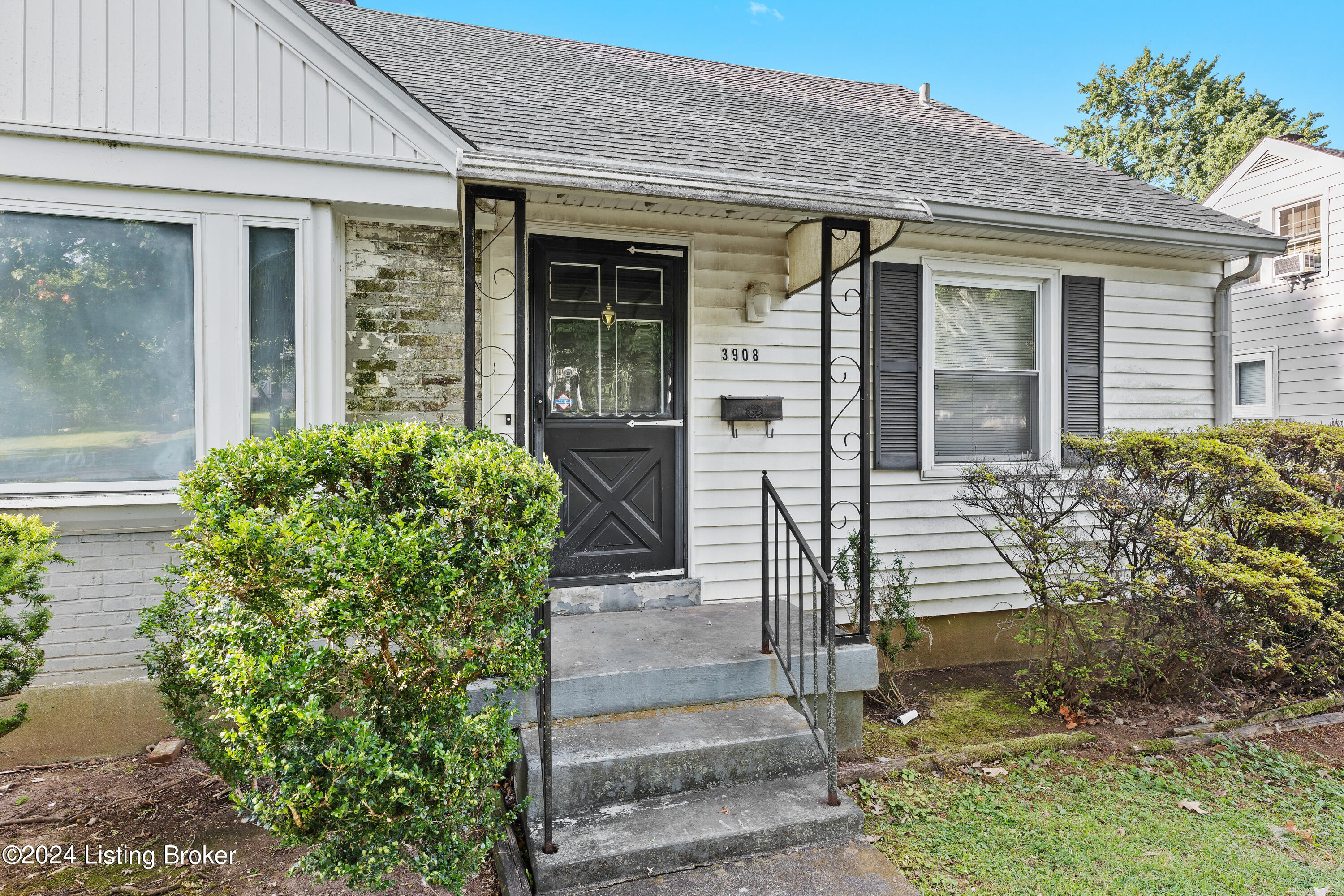 3908 Plymouth Rd