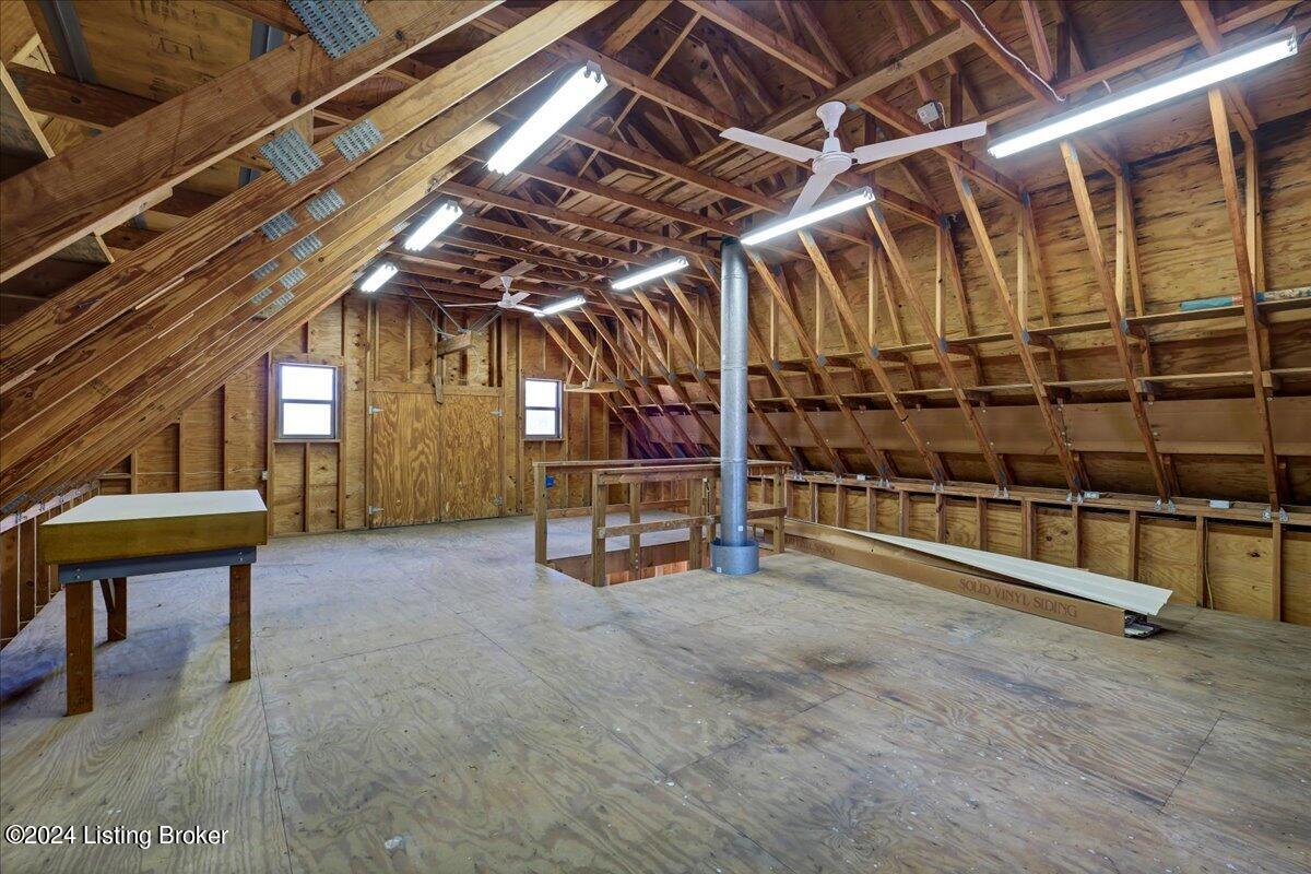 2105 Elder Park Rd