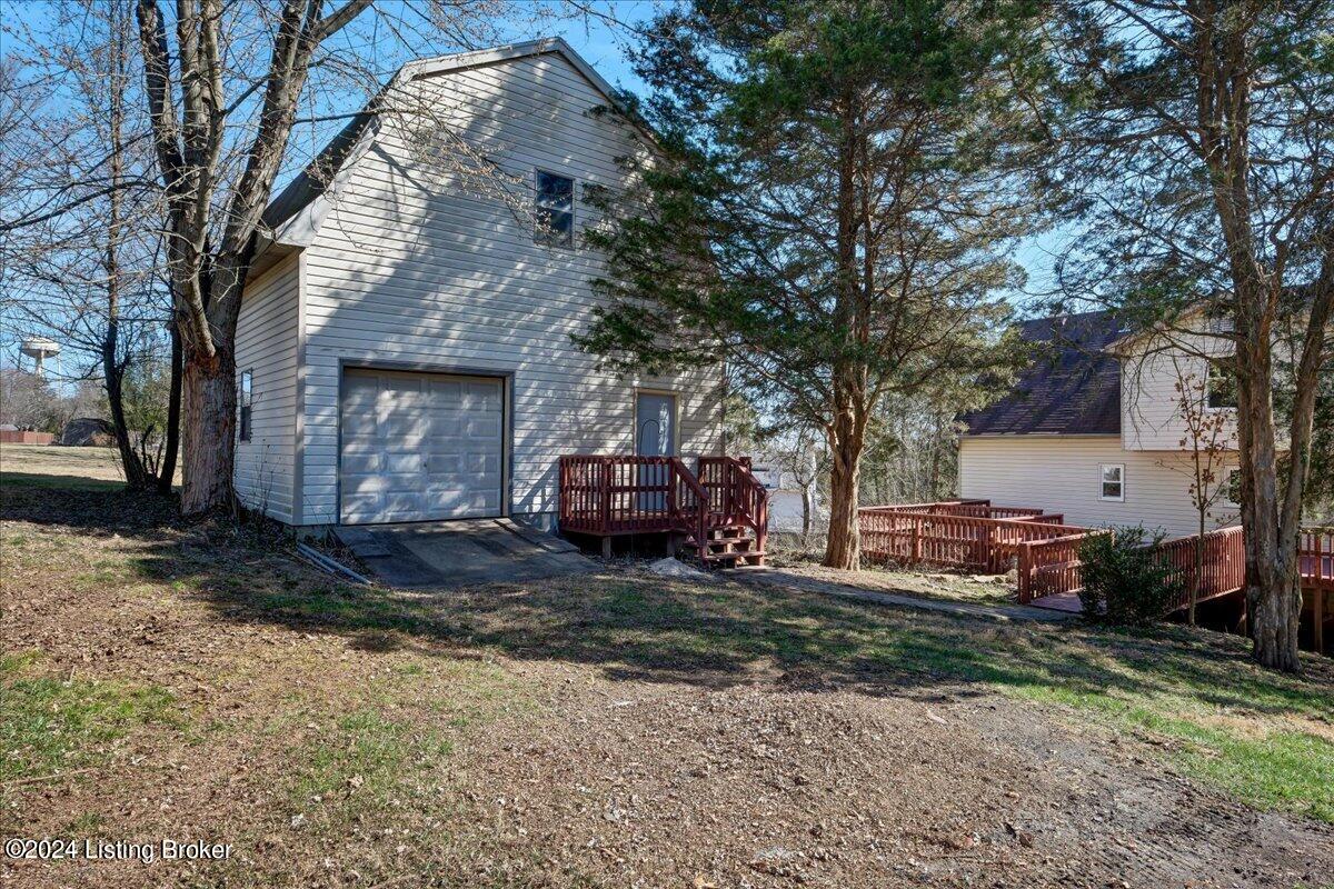 2105 Elder Park Rd