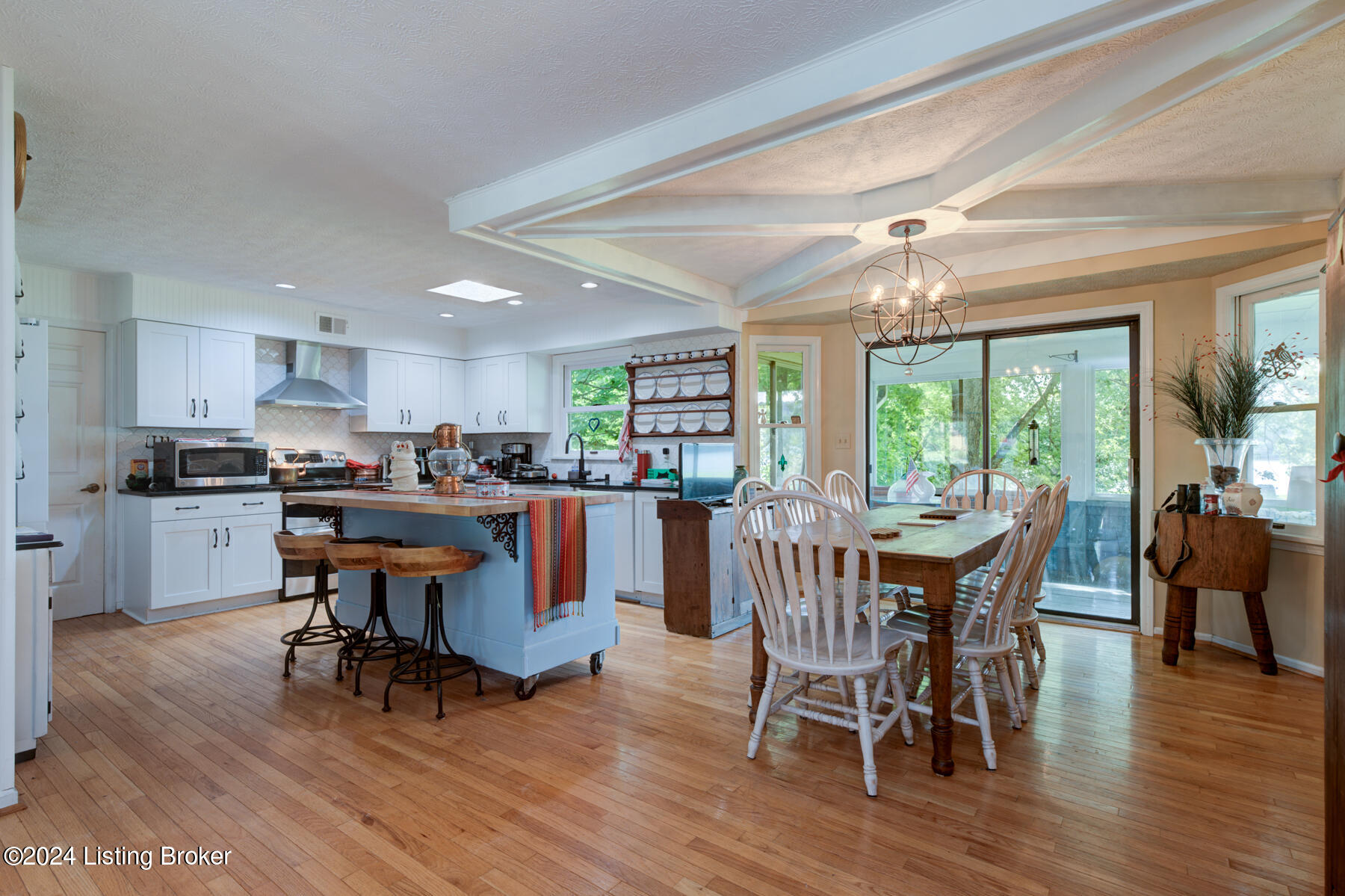 2018 Cardinal Harbour Rd