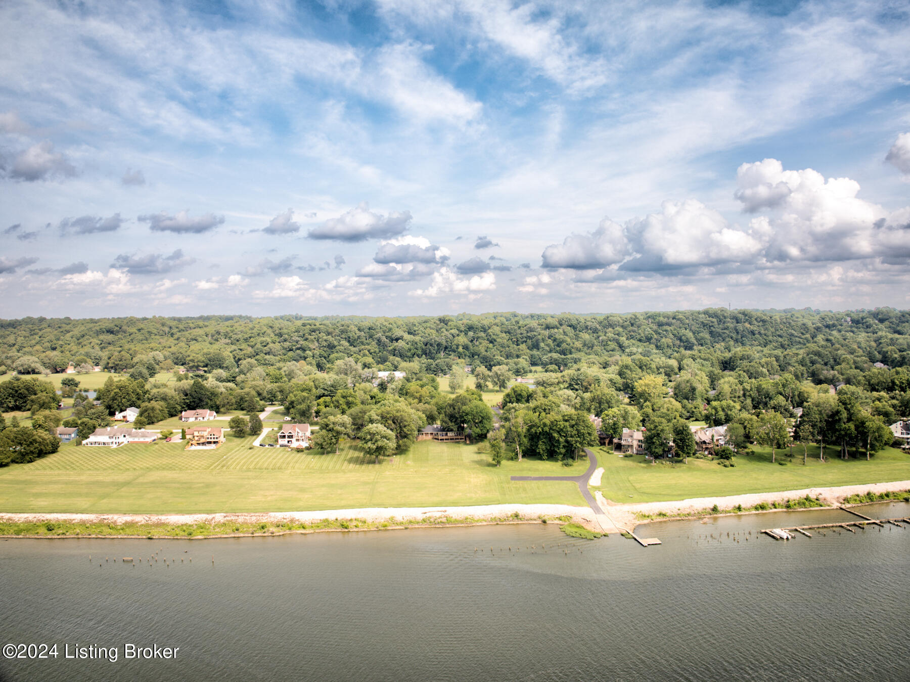 2018 Cardinal Harbour Rd