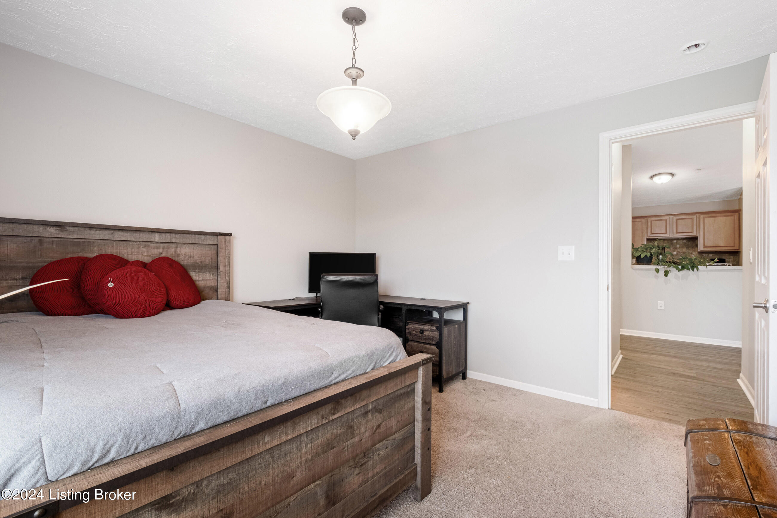6406 Shelton Cir, 311