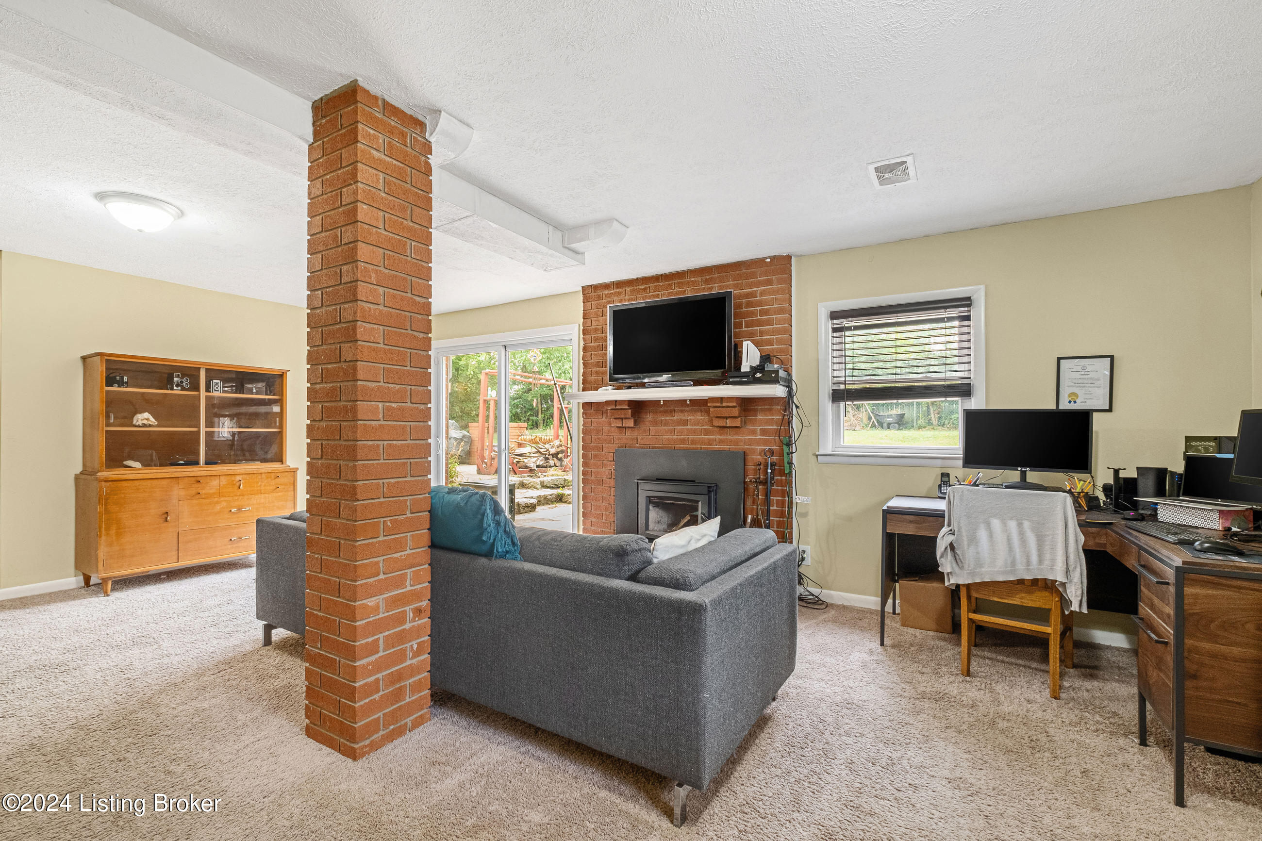 7016 Mountain Ct