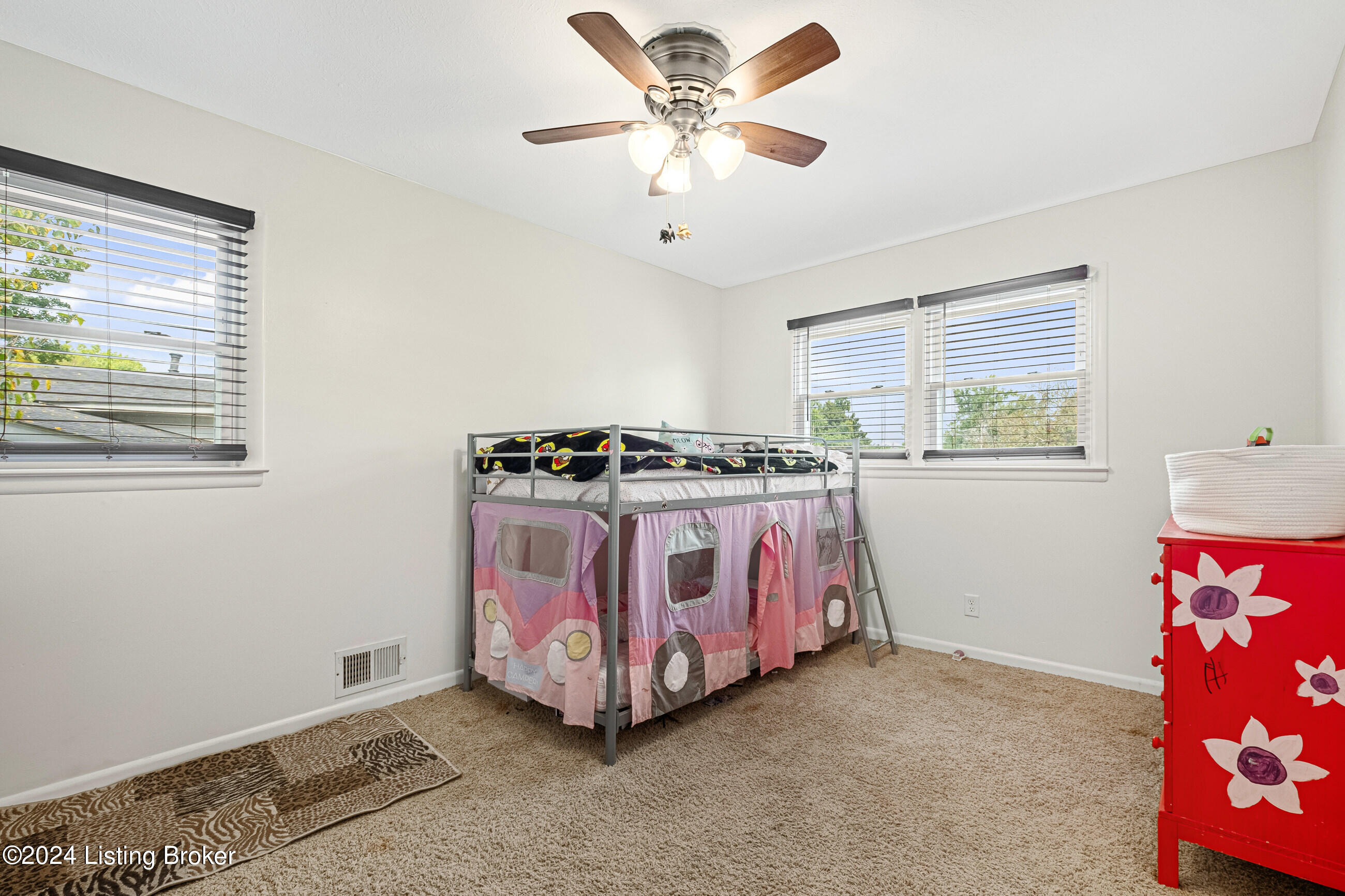 7016 Mountain Ct