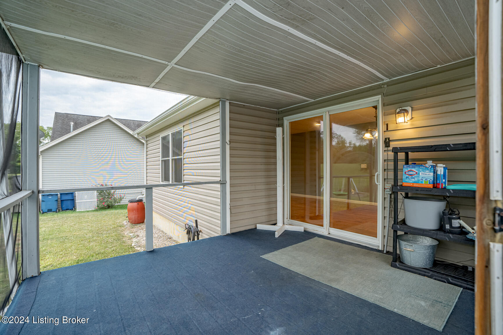 5200 Manor Dr