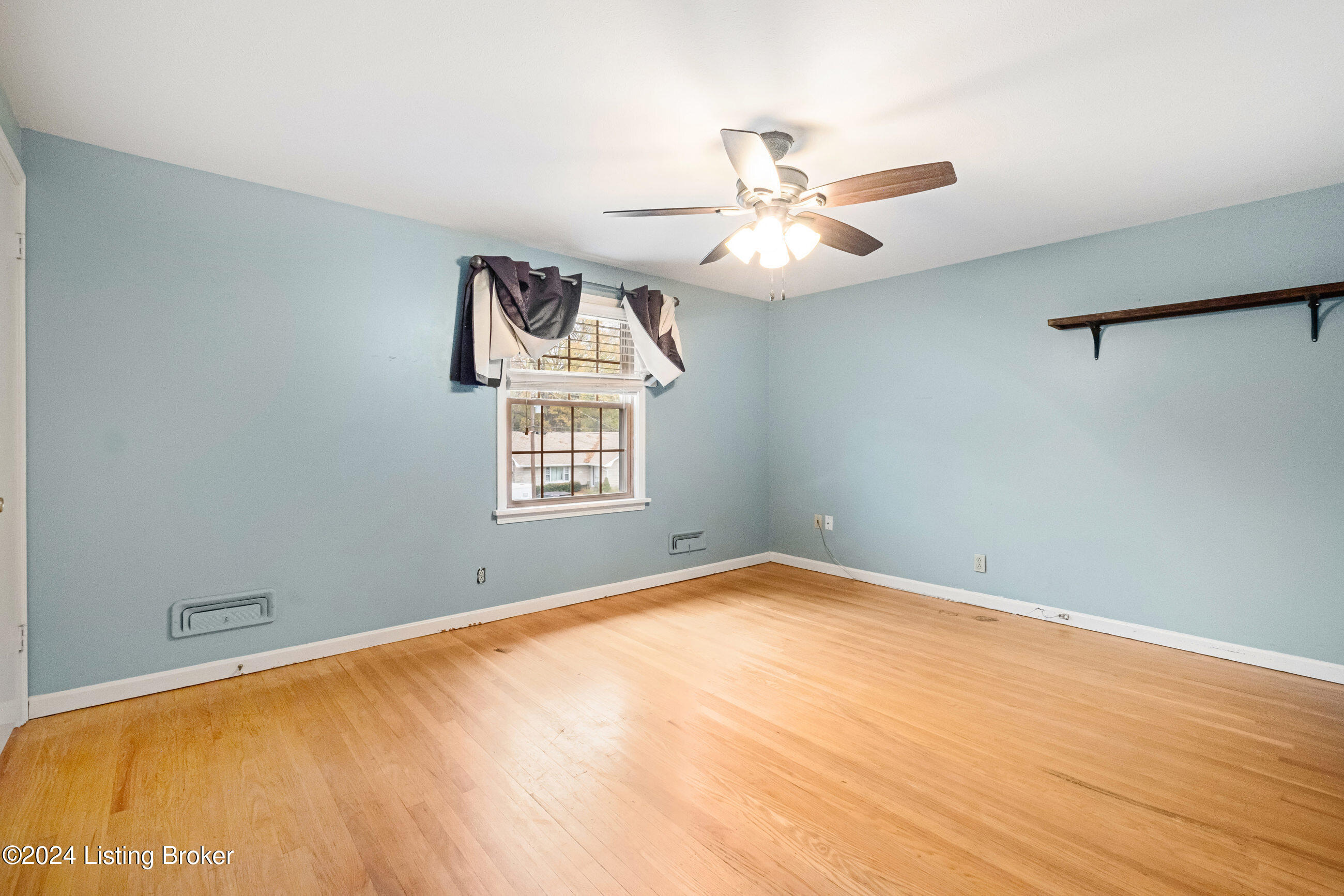 3713 Whitehall Ct