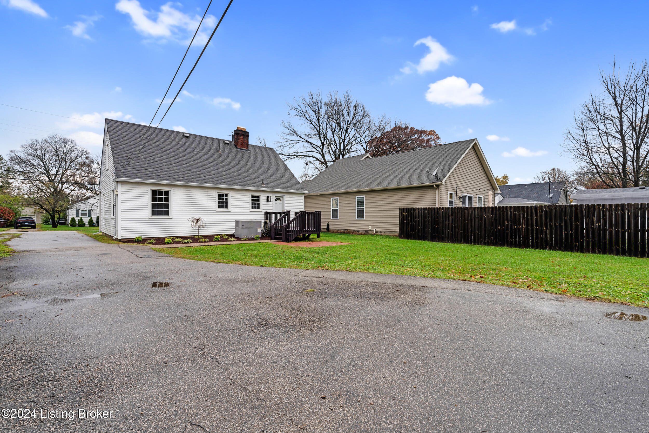 1617 Washington Blvd