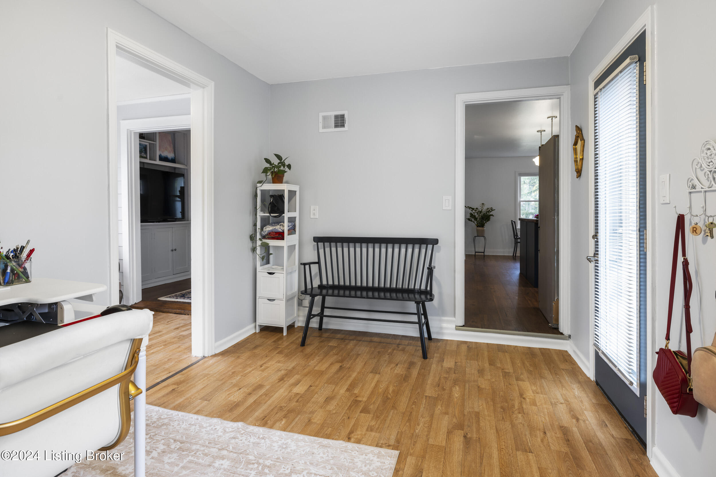 329 N Bonner Ave
