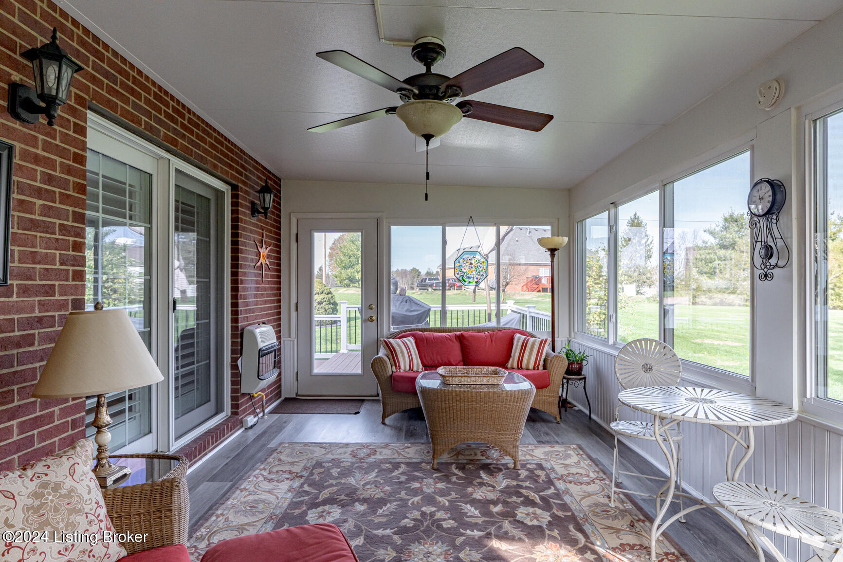 1262 Pebble Dr