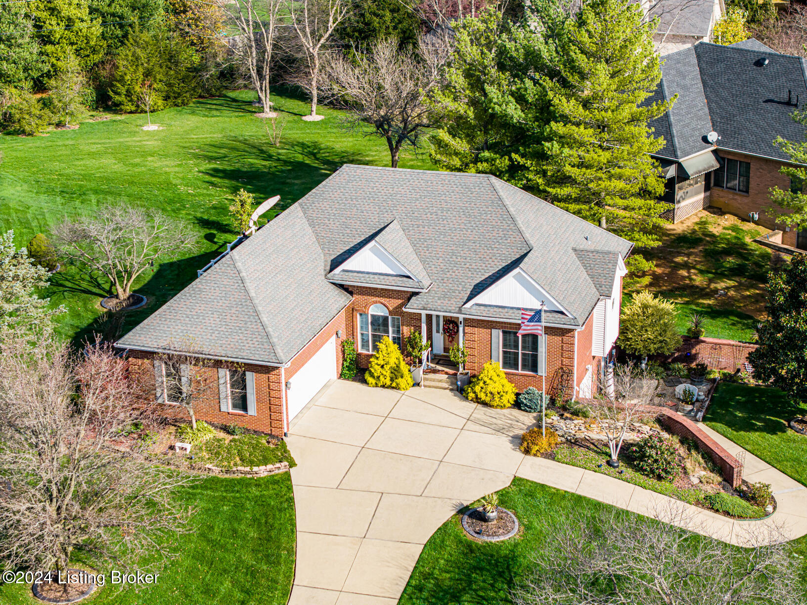 1262 Pebble Dr