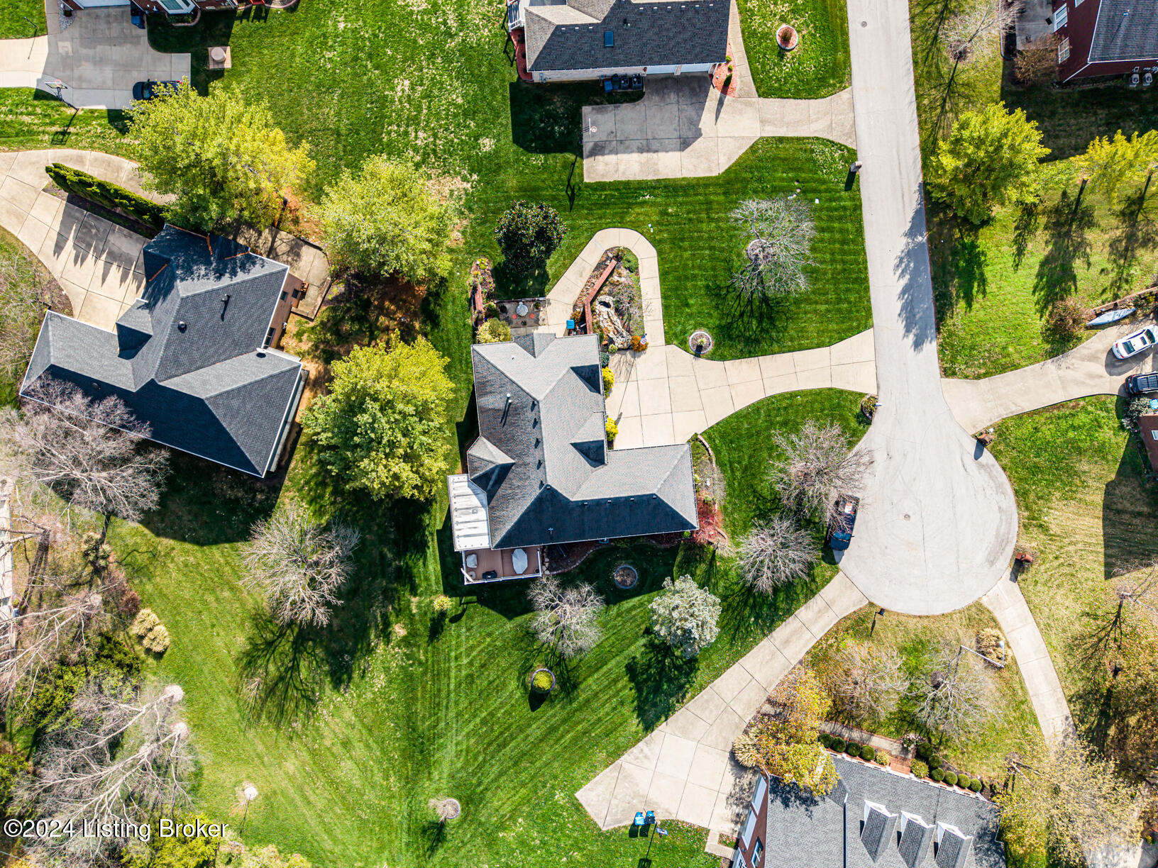 1262 Pebble Dr