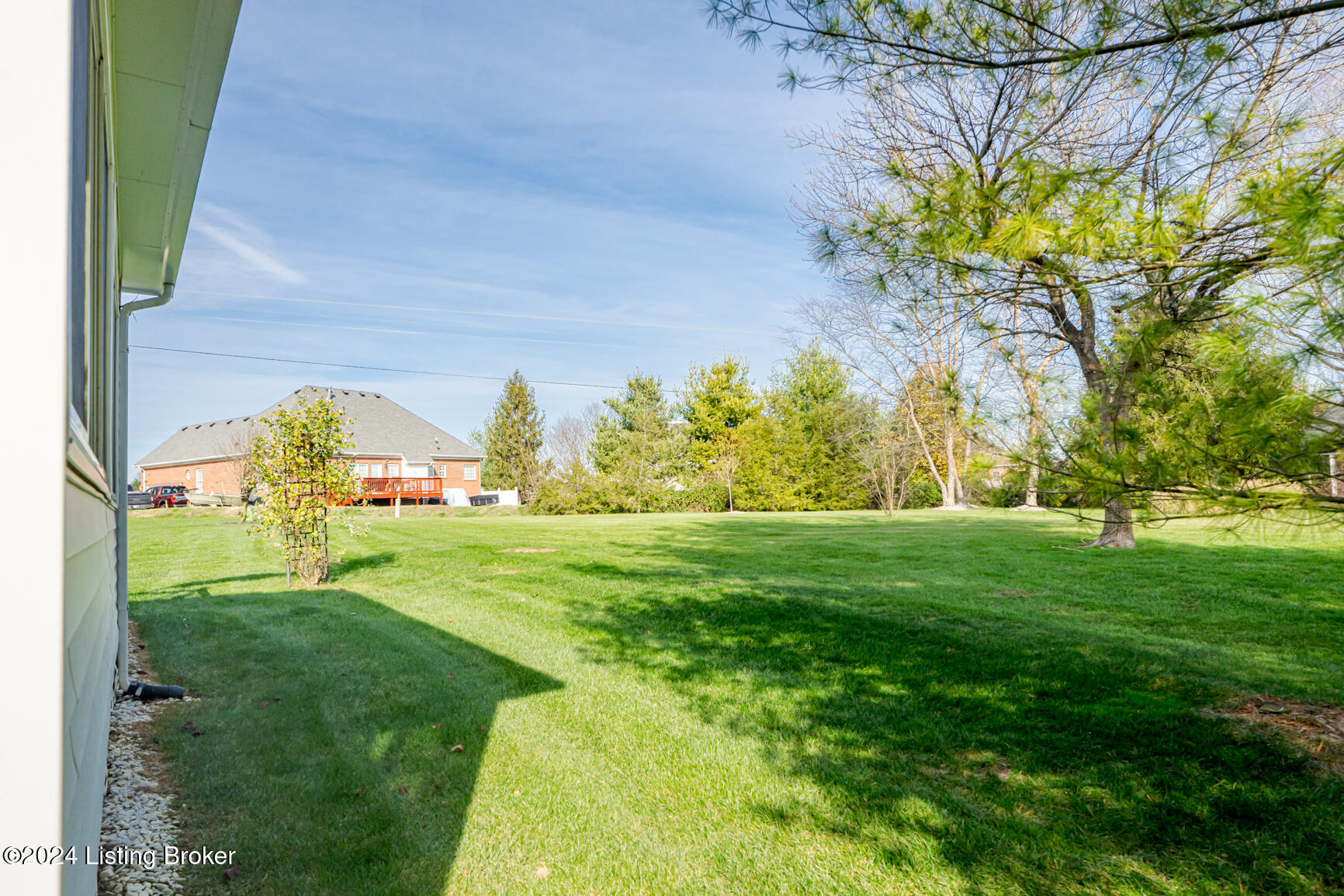 1262 Pebble Dr