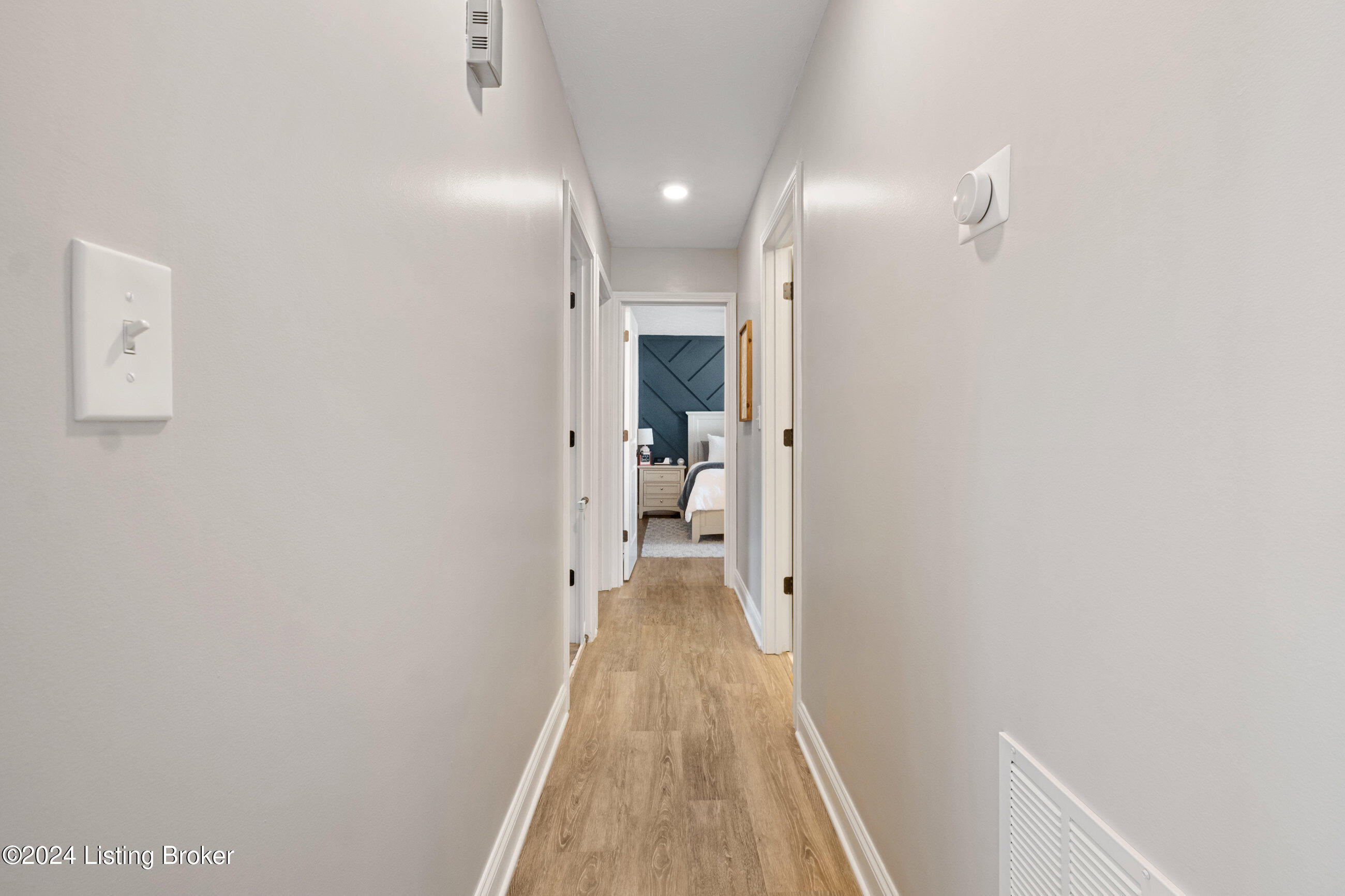 5008 Winding Spring Cir