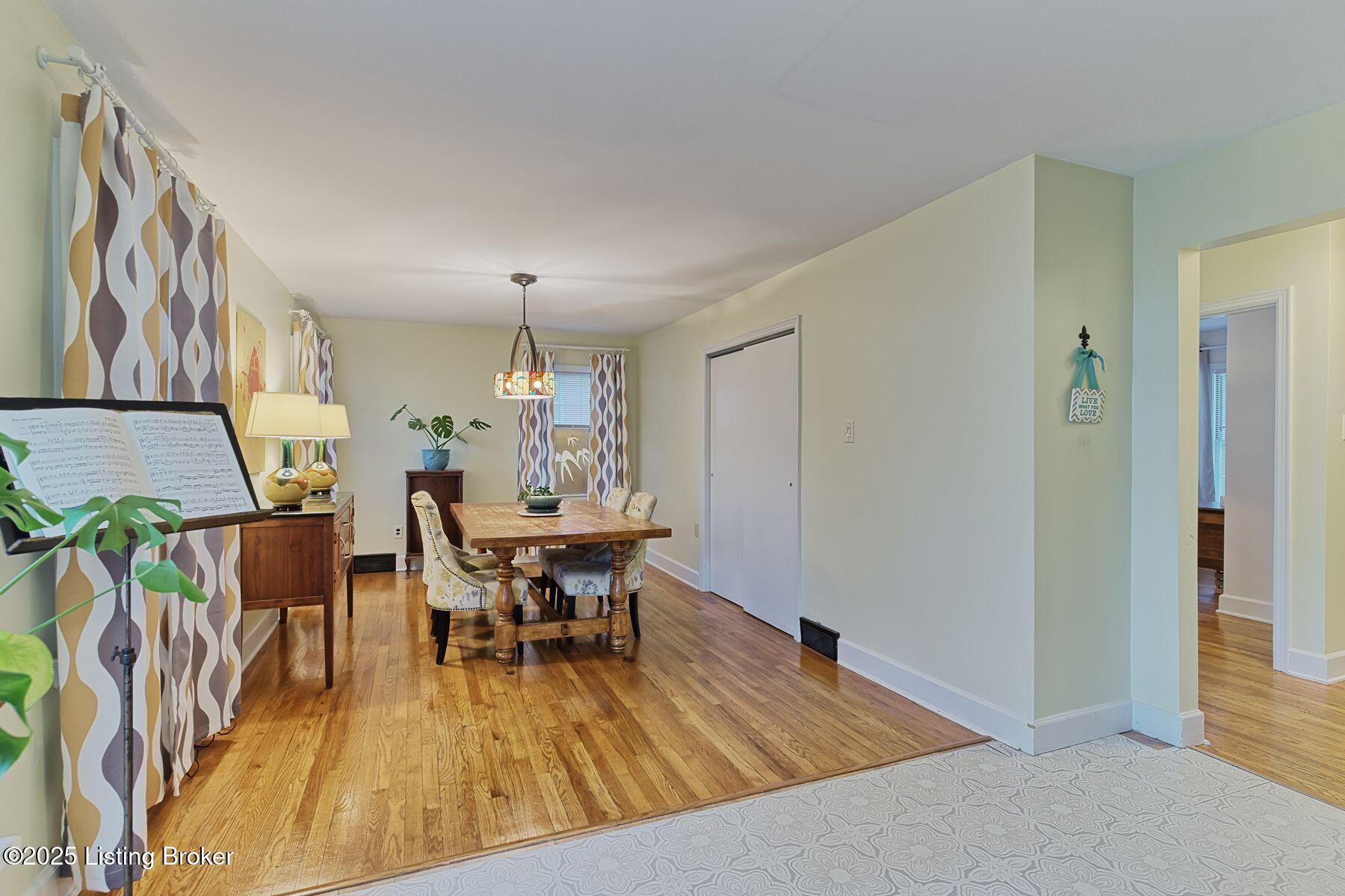 2119 Tyler Ln