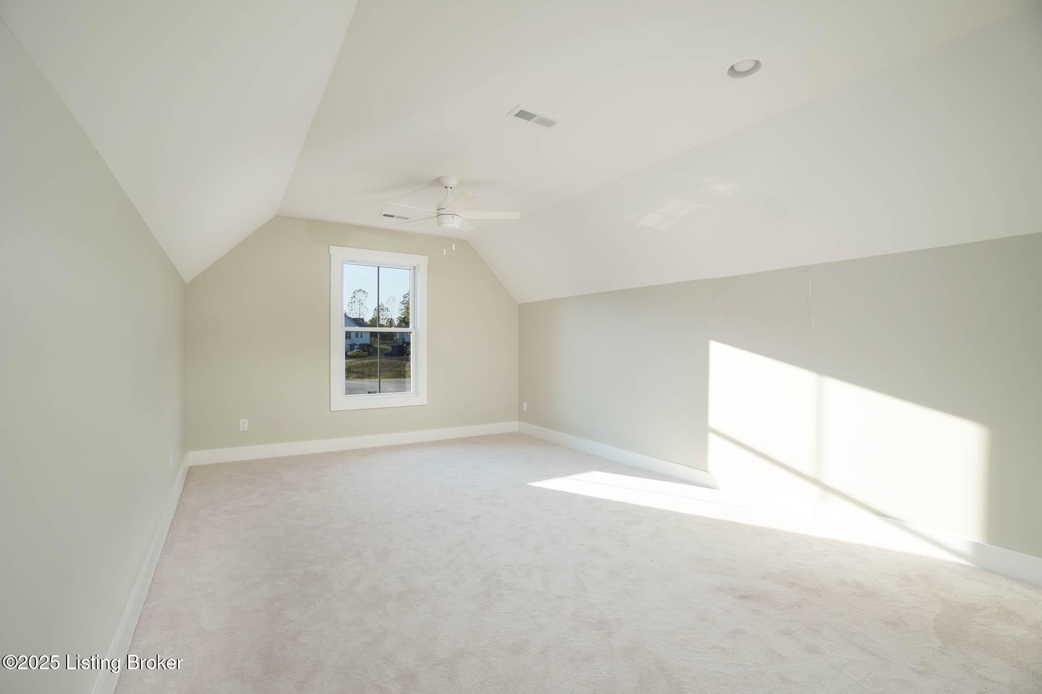 7001 Stable Ct