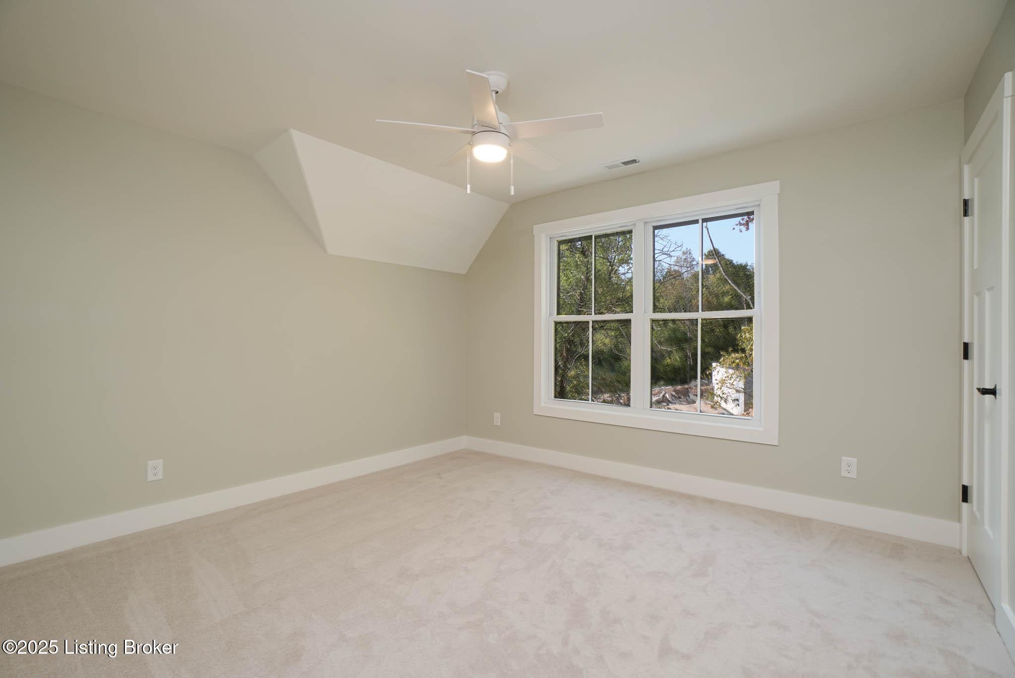 7001 Stable Ct