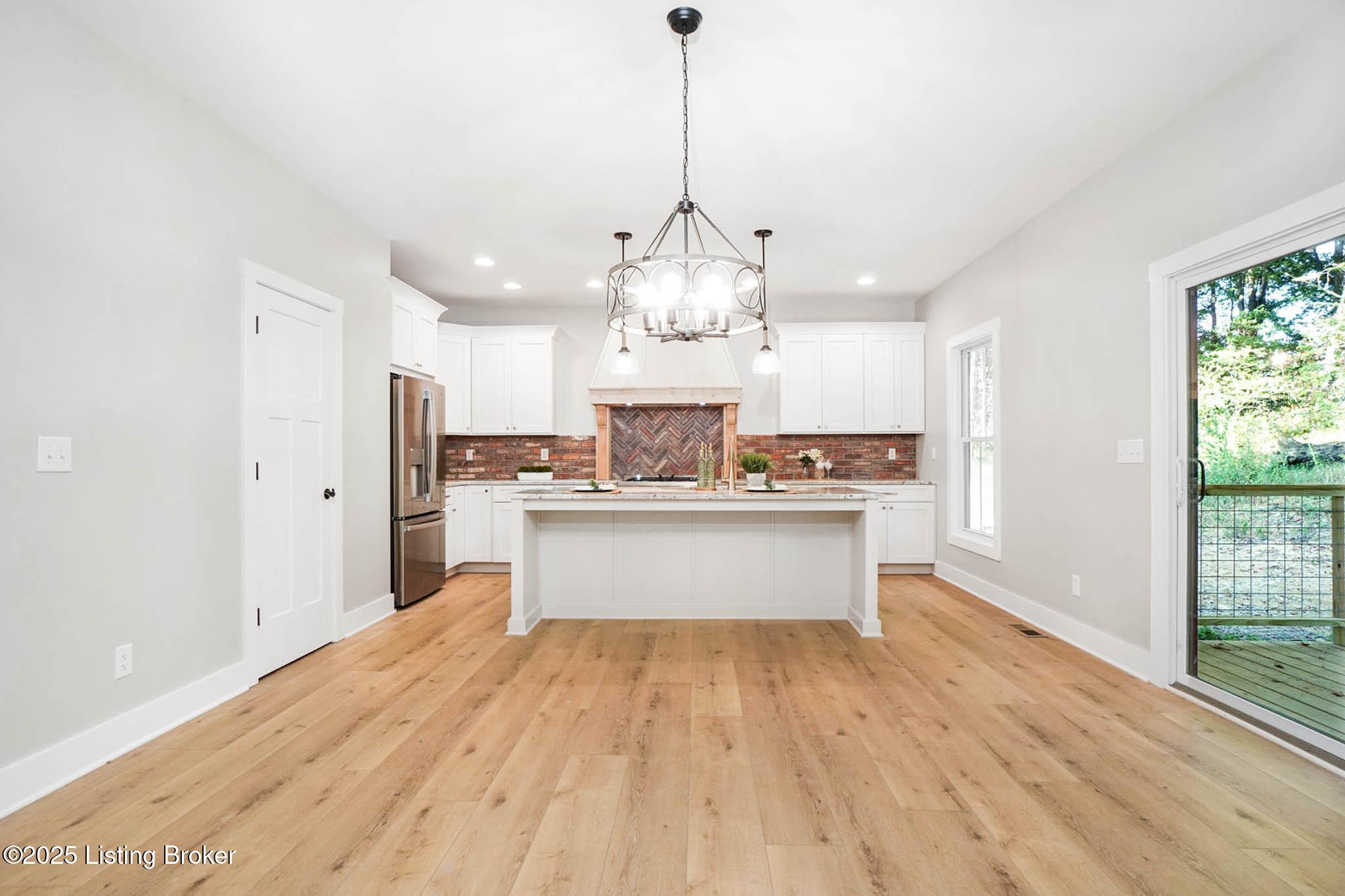 7001 Stable Ct