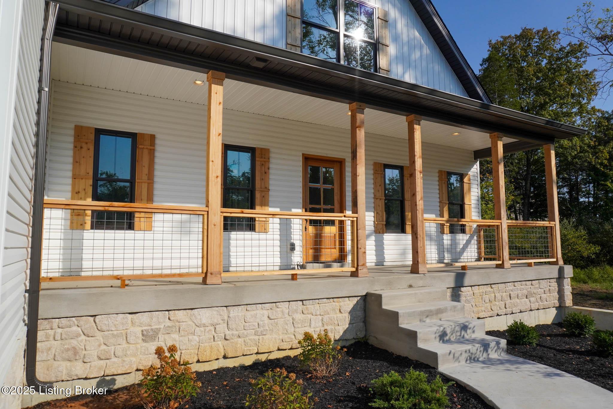 7001 Stable Ct