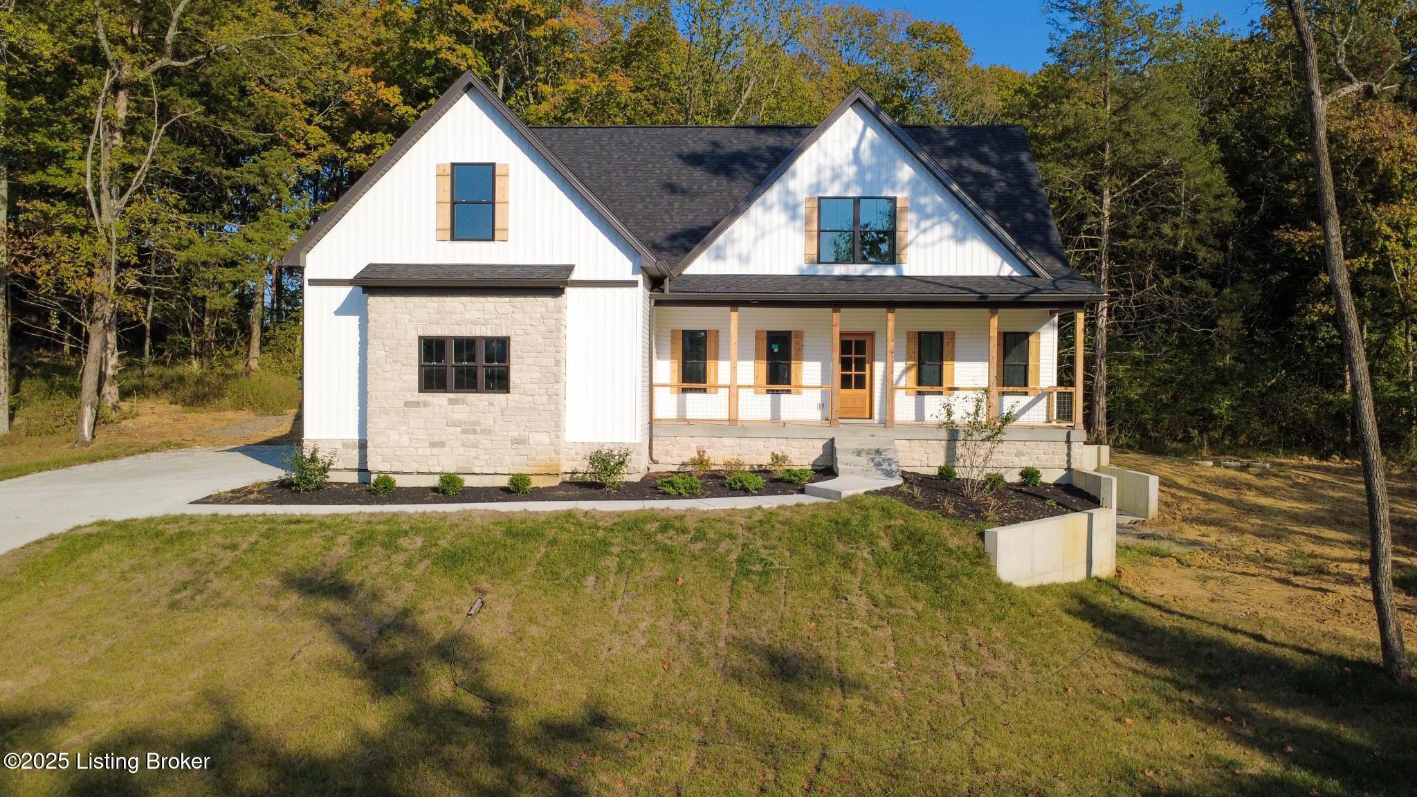 7001 Stable Ct