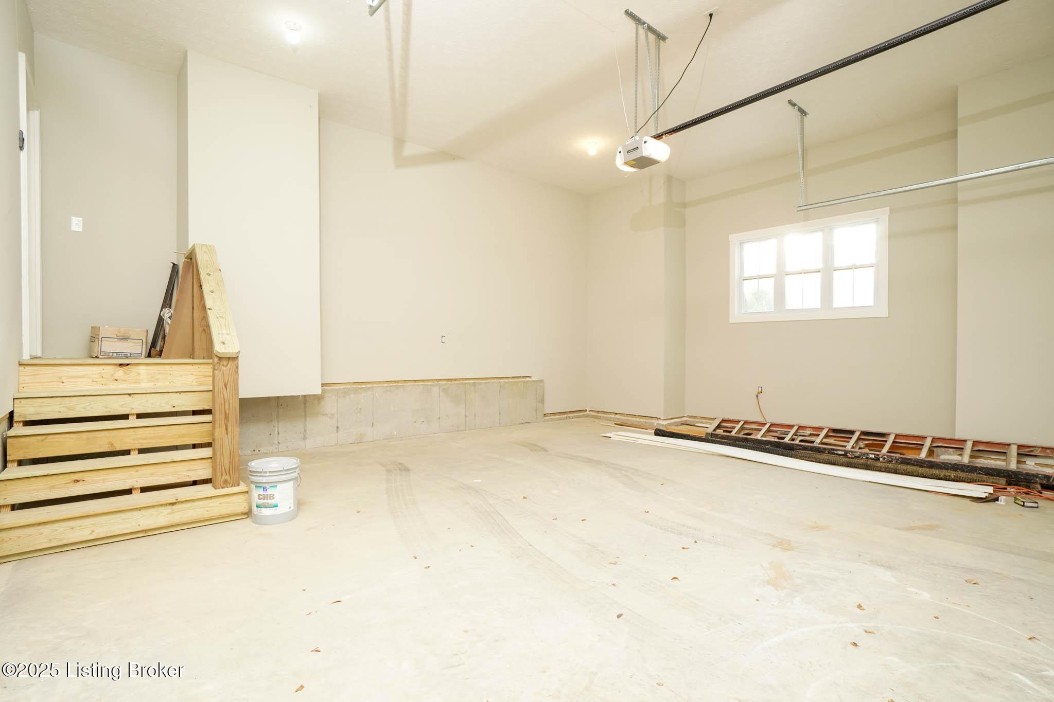 7001 Stable Ct