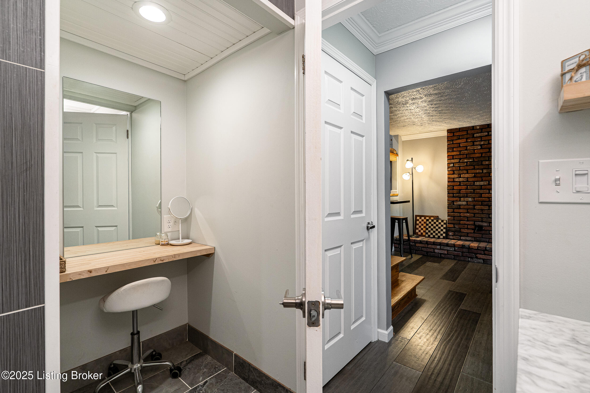 3609 Indocin Ct